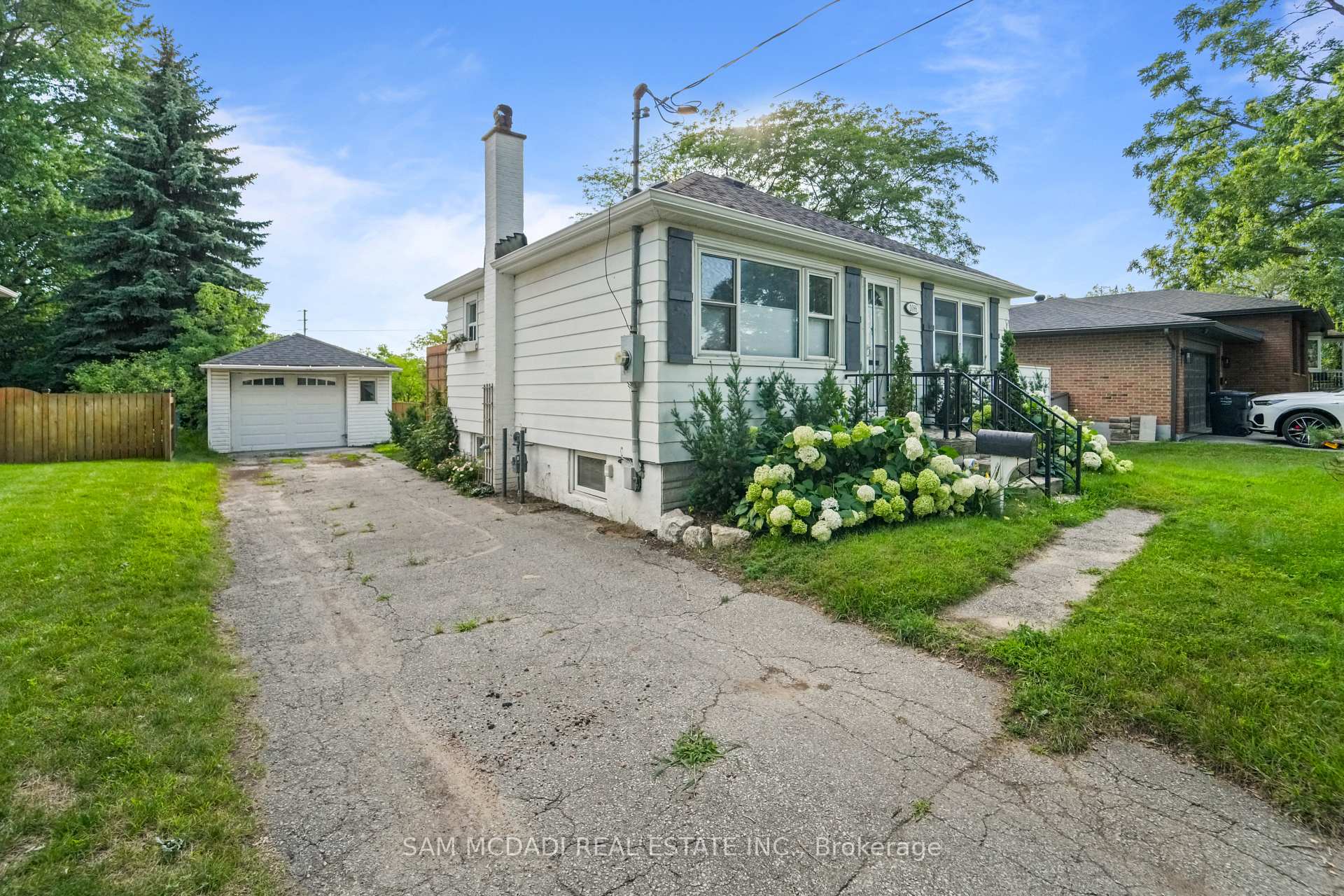 Photo 38 of 1088 Cherriebell Road, Mississauga, Lakeview — HOMEH