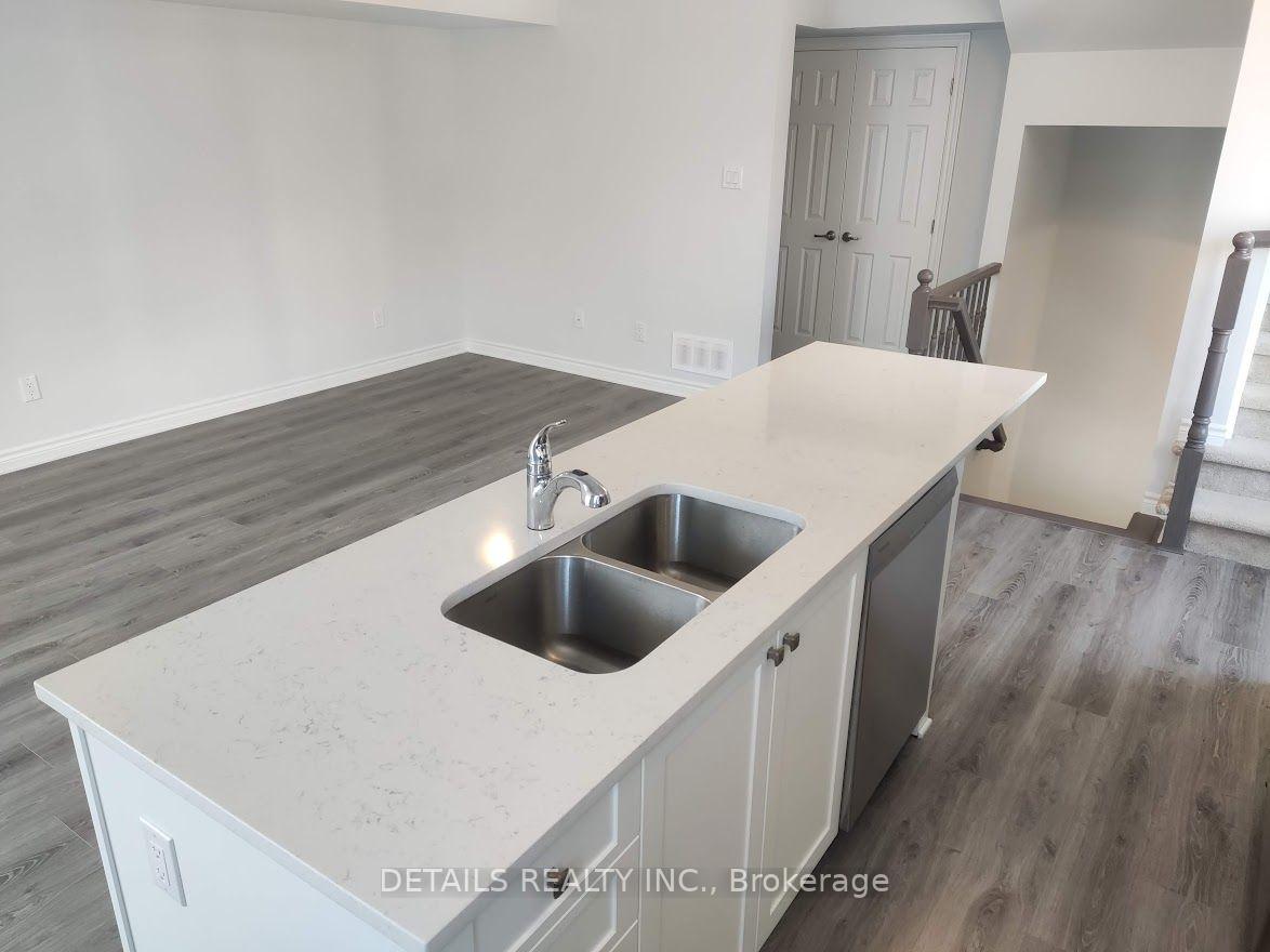 Photo 6 of 800 Kiniw Private, Ottawa, CFB Rockcliffe and Area — HOMEH