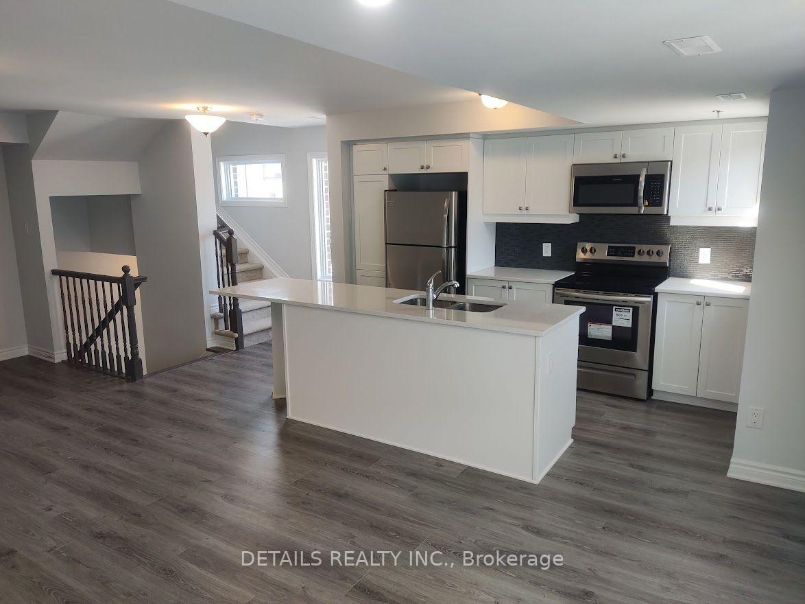 Photo 7 of 800 Kiniw Private, Ottawa, CFB Rockcliffe and Area — HOMEH