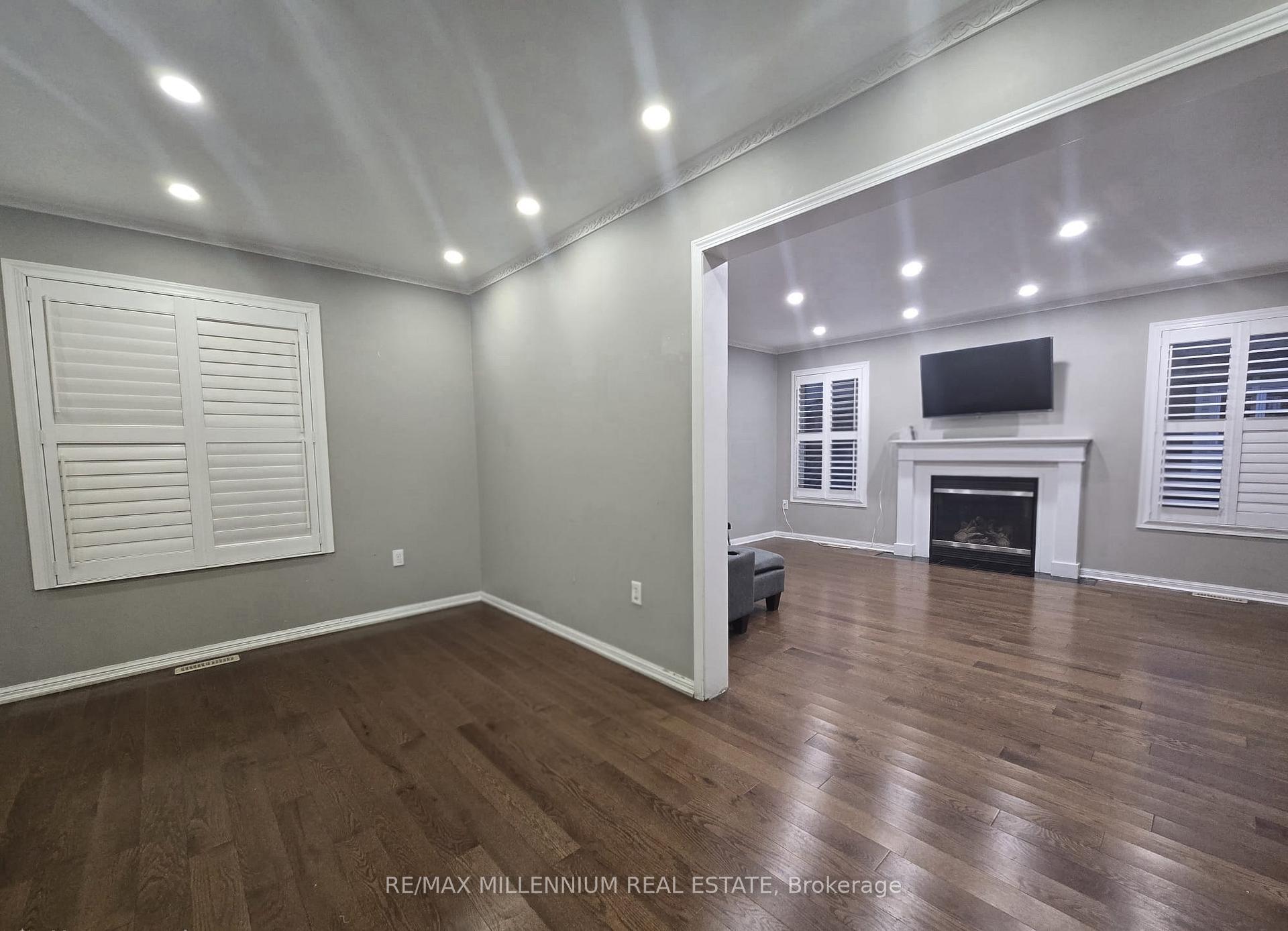 Photo 9 of 31 Ponymeadow Way, Brampton, Credit Valley — HOMEH