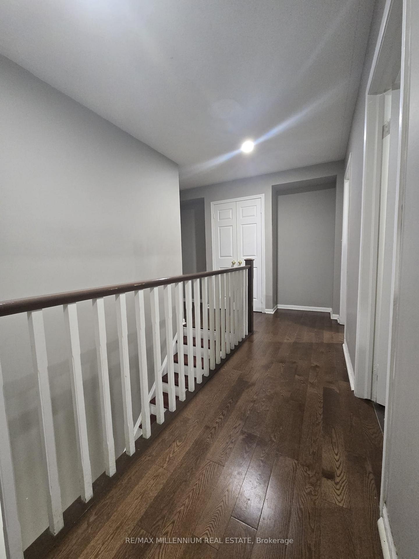 Photo 17 of 31 Ponymeadow Way, Brampton, Credit Valley — HOMEH