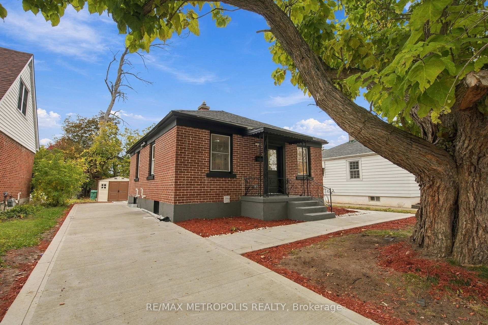 Photo 1 of 488 Mckellar Street, Peterborough, Otonabee Ward 1 — HOMEH
