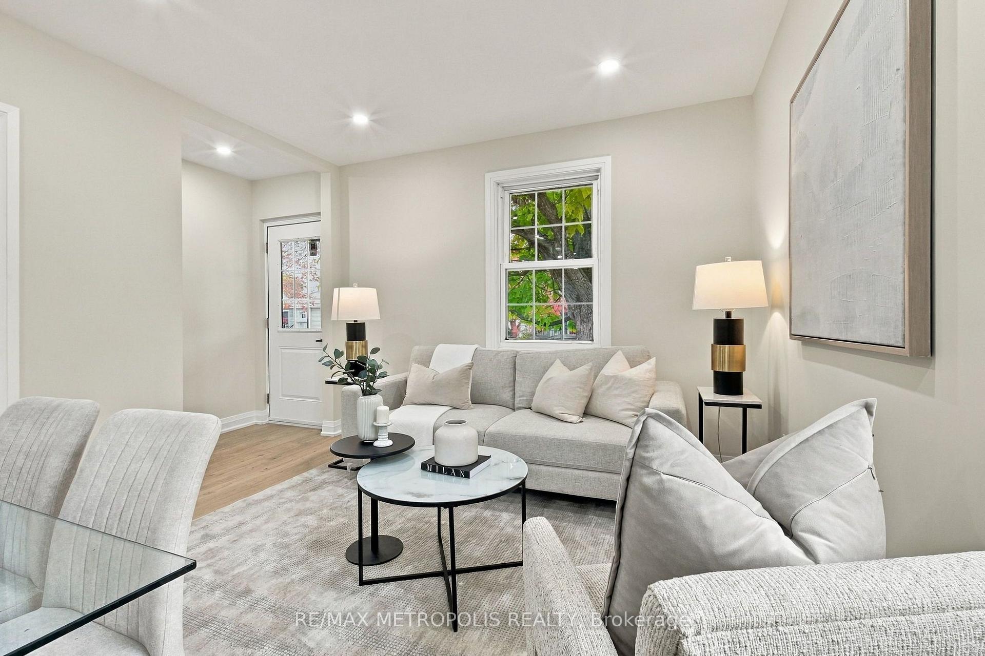 Photo 6 of 488 Mckellar Street, Peterborough, Otonabee Ward 1 — HOMEH