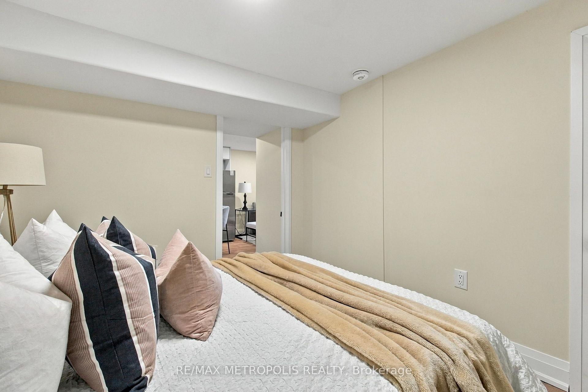 Photo 32 of 488 Mckellar Street, Peterborough, Otonabee Ward 1 — HOMEH
