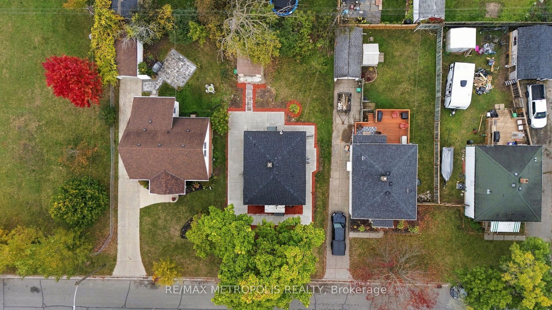 Photo 36 of 488 Mckellar Street, Peterborough, Otonabee Ward 1 — HOMEH