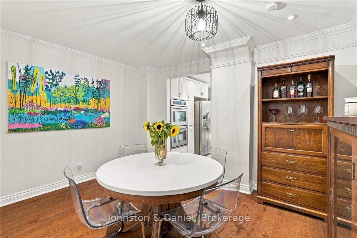 Photo 12 of 118 Merrill Avenue E, Toronto, Woodbine Corridor — HOMEH