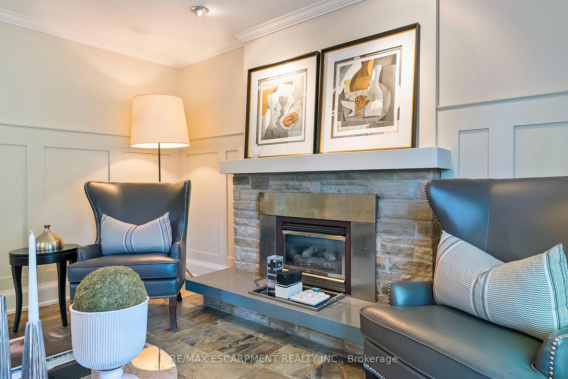 Photo 13 of 175 Mohawk Road, Oakville, Bronte — HOMEH