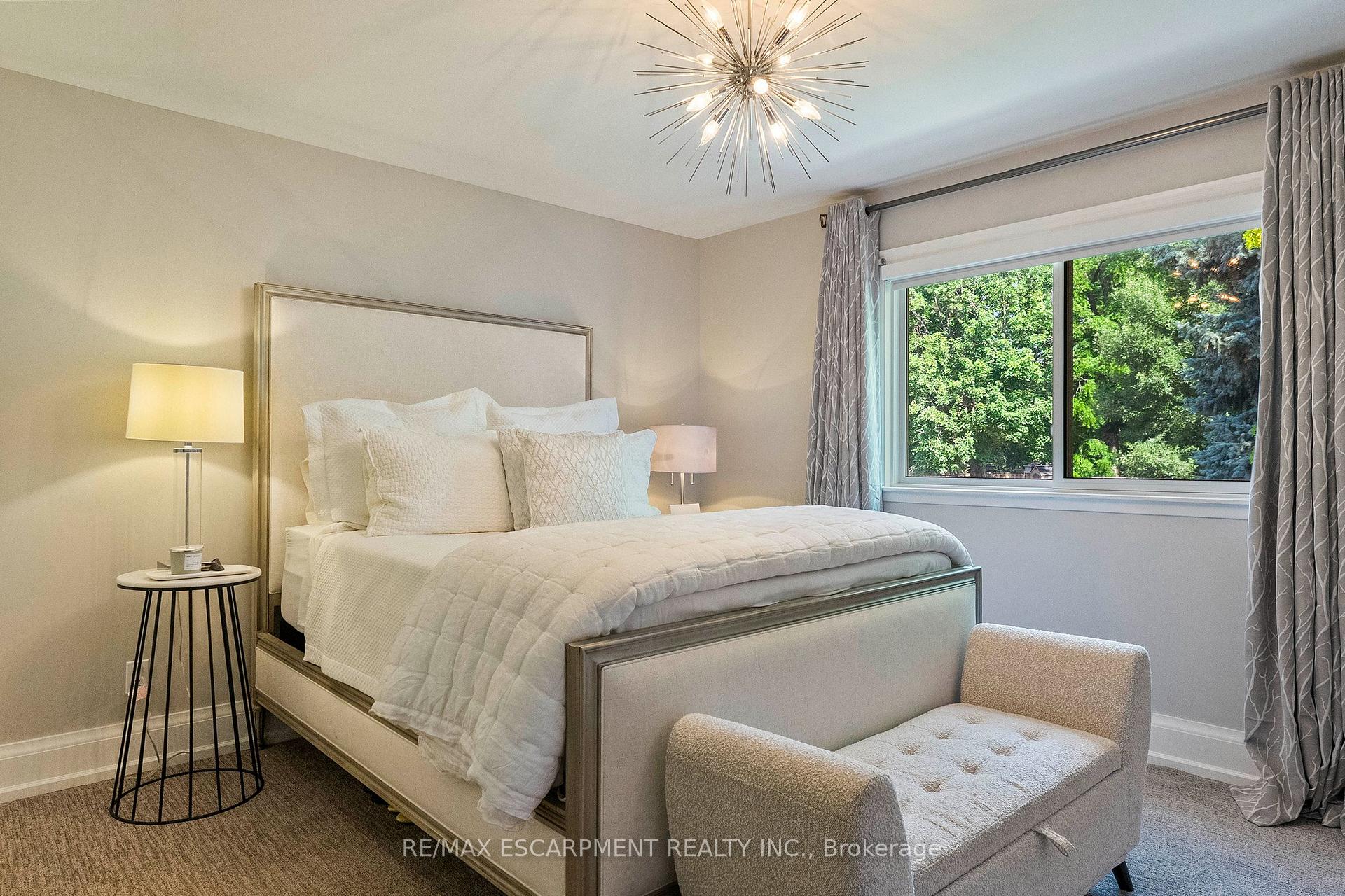 Photo 24 of 175 Mohawk Road, Oakville, Bronte — HOMEH