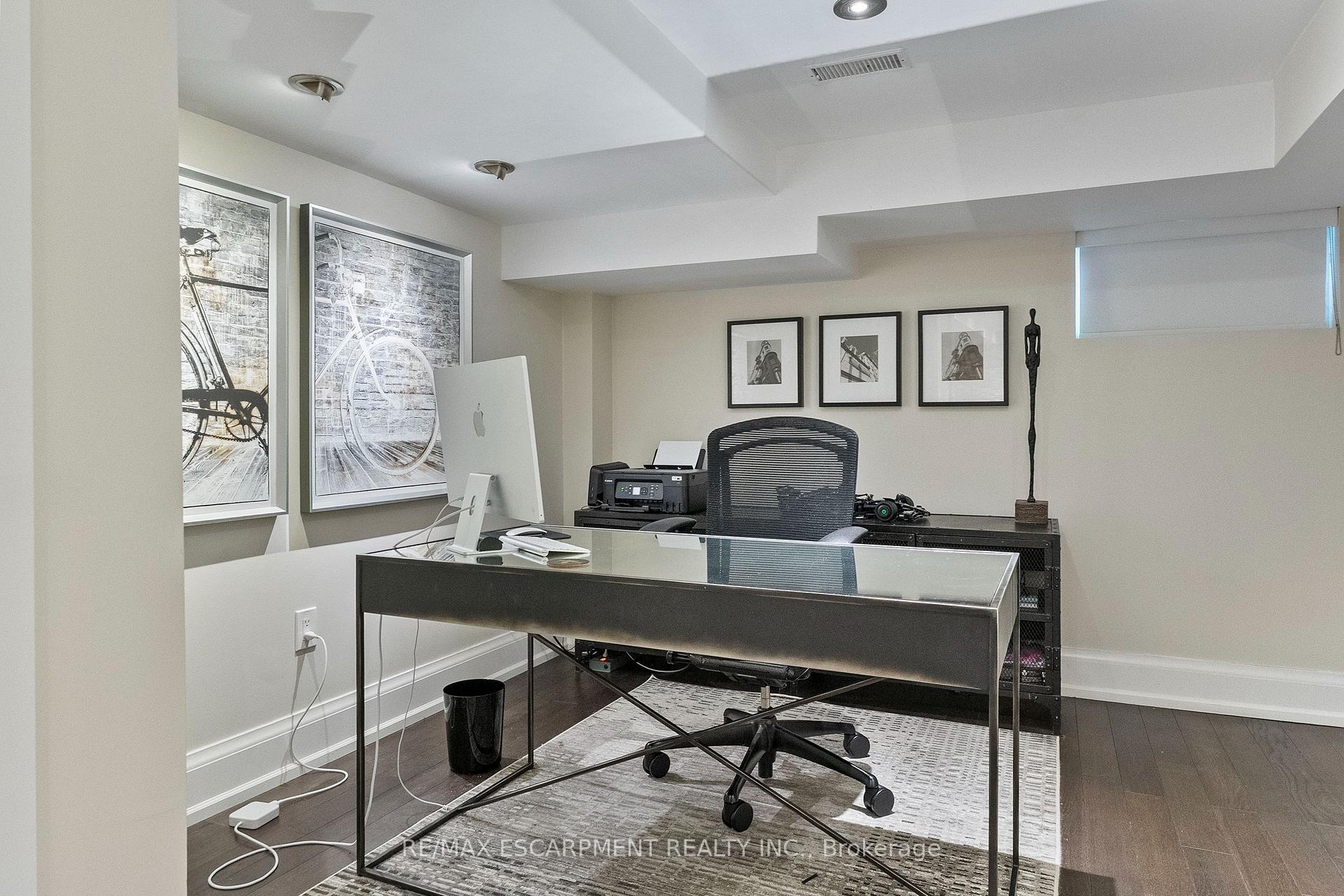 Photo 35 of 175 Mohawk Road, Oakville, Bronte — HOMEH