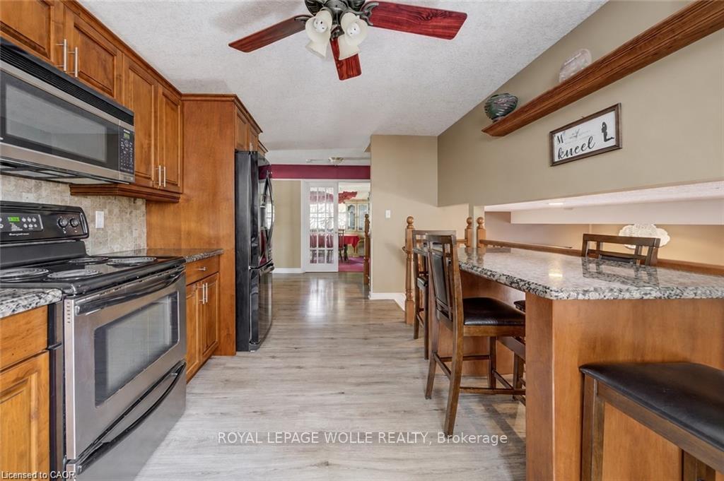 Photo 13 of 599 Coldstream Drive, Waterloo, Conservation Meadows — HOMEH
