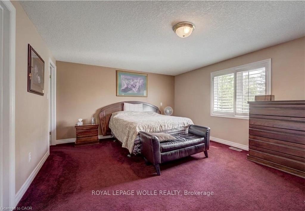 Photo 23 of 599 Coldstream Drive, Waterloo, Conservation Meadows — HOMEH