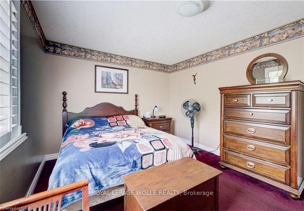 Photo 24 of 599 Coldstream Drive, Waterloo, Conservation Meadows — HOMEH