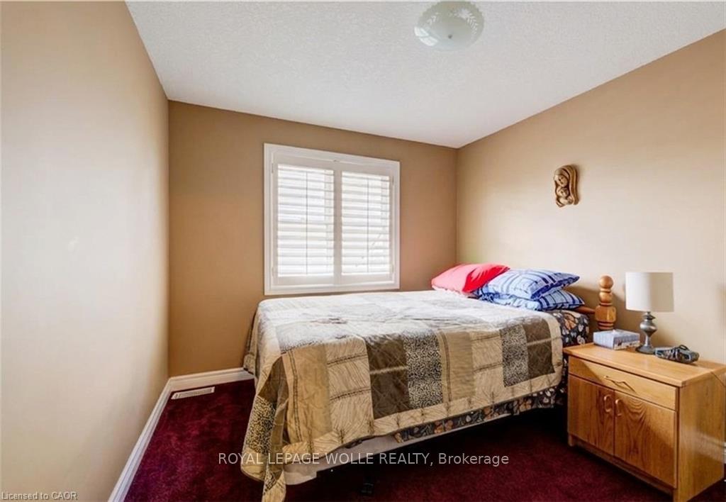 Photo 25 of 599 Coldstream Drive, Waterloo, Conservation Meadows — HOMEH