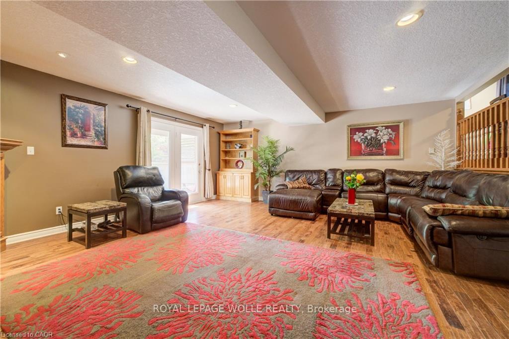 Photo 28 of 599 Coldstream Drive, Waterloo, Conservation Meadows — HOMEH