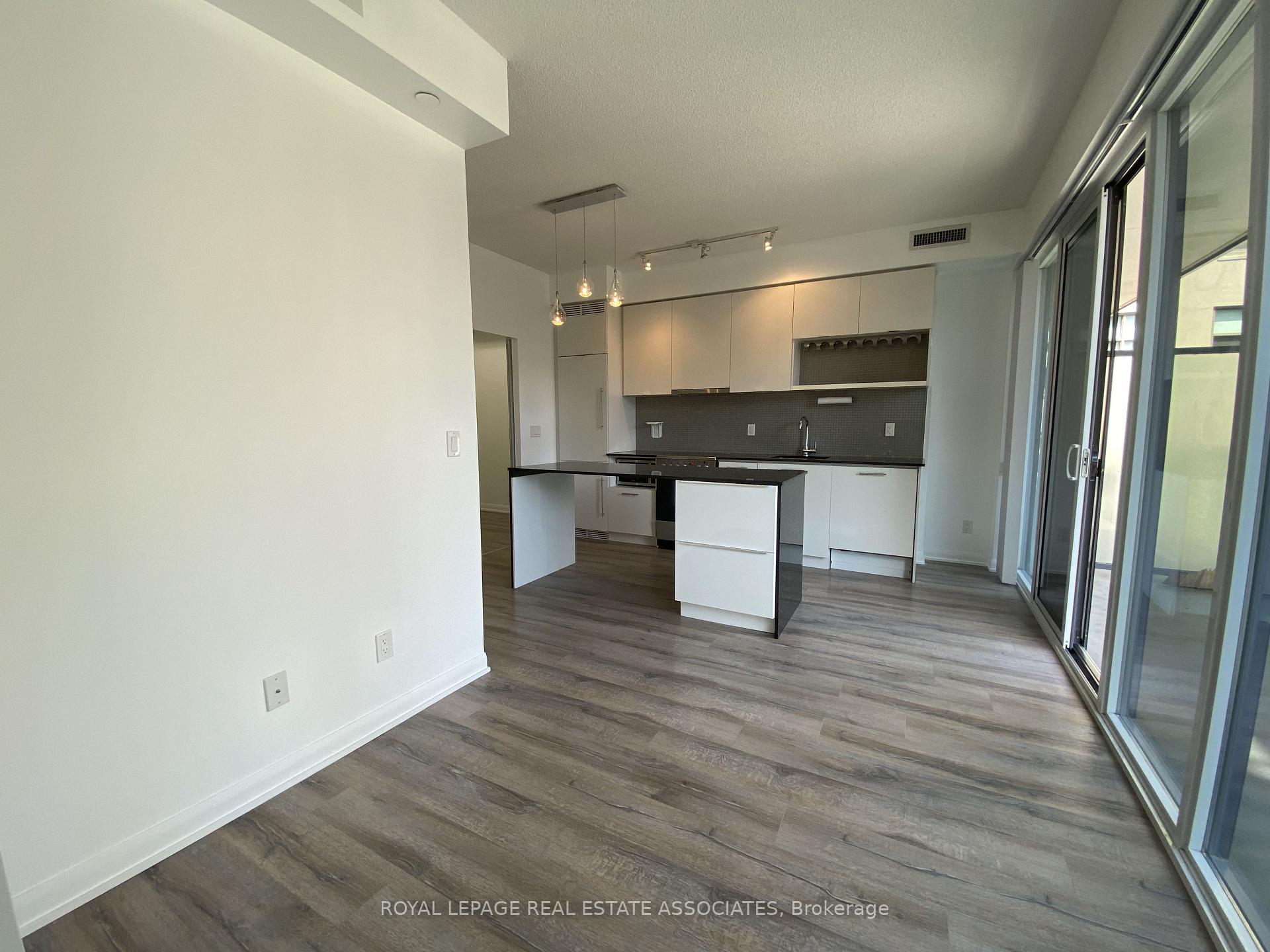 Photo 2 of Unit 405, 435 Richmond Street W, Toronto, Waterfront Communities — HOMEH