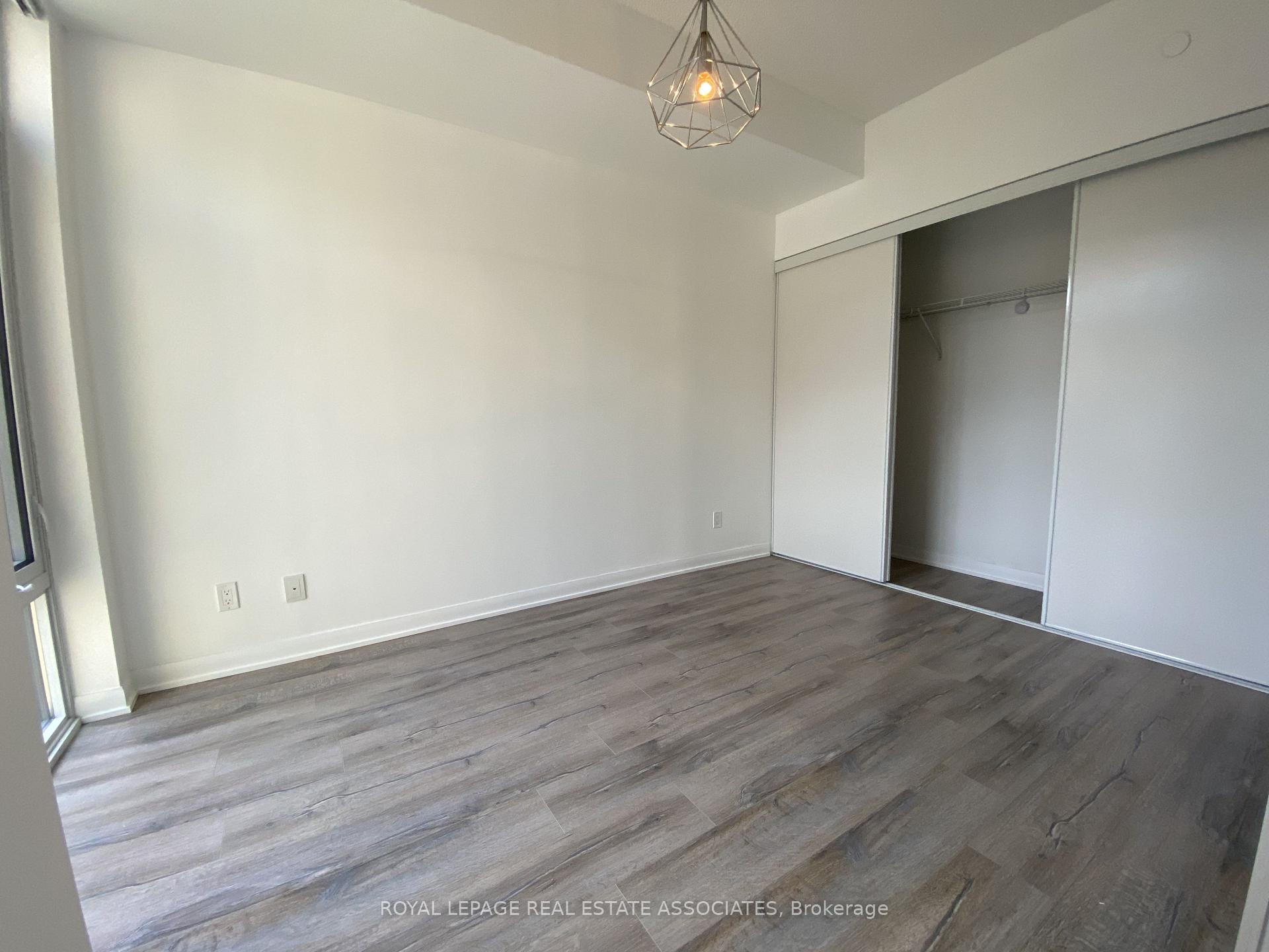 Photo 4 of Unit 405, 435 Richmond Street W, Toronto, Waterfront Communities — HOMEH
