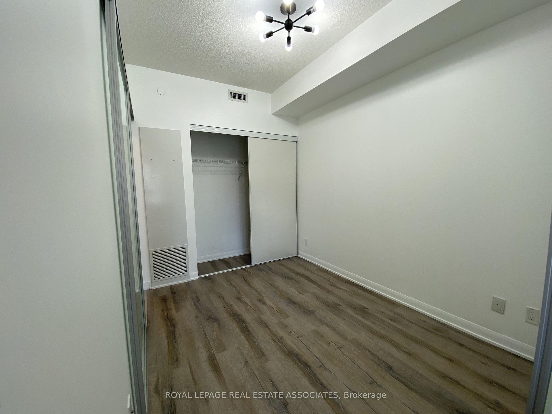 Photo 6 of Unit 405, 435 Richmond Street W, Toronto, Waterfront Communities — HOMEH