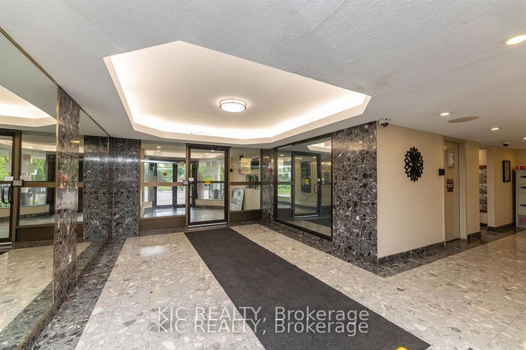 Photo 3 of Unit 1507, 238 Albion Road, Etobicoke, Elms-Old Rexdale — HOMEH