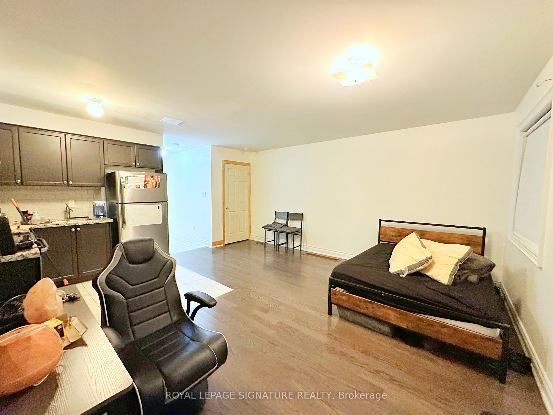 Photo 6 of Unit Main, 62 Beaver Avenue, Toronto, Dovercourt-Wallace Emerson-Junction — HOMEH