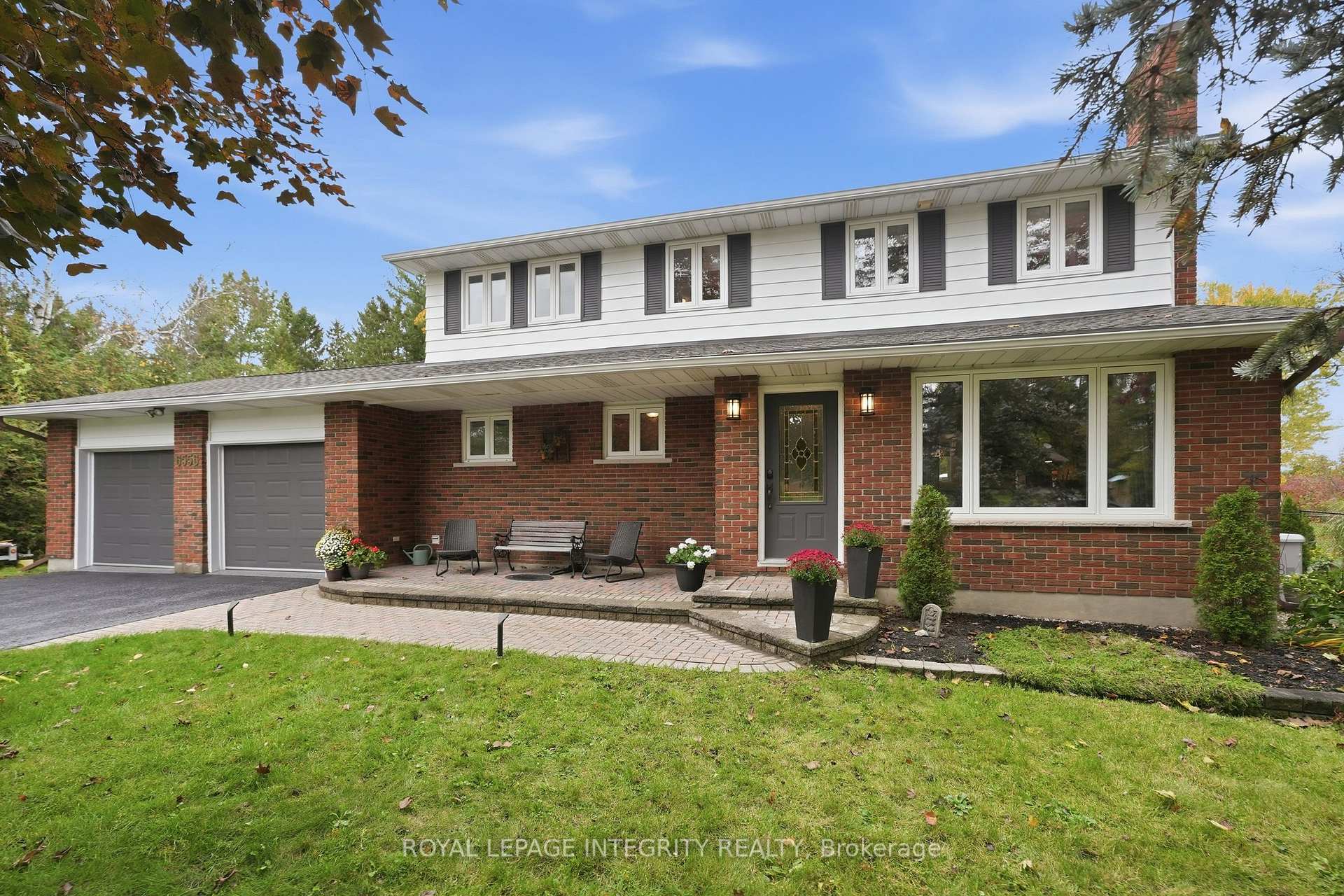 Photo 2 of 6556 Michelangelo Court, Ottawa, North Gower — HOMEH