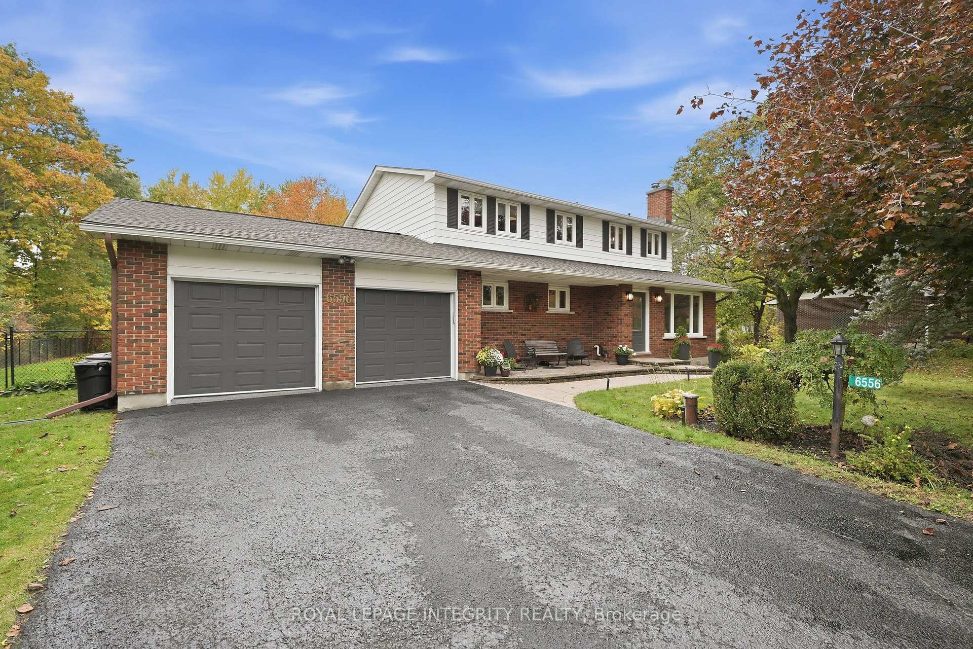 Photo 3 of 6556 Michelangelo Court, Ottawa, North Gower — HOMEH