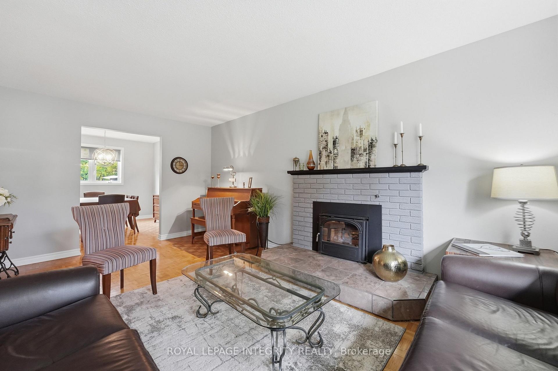 Photo 8 of 6556 Michelangelo Court, Ottawa, North Gower — HOMEH