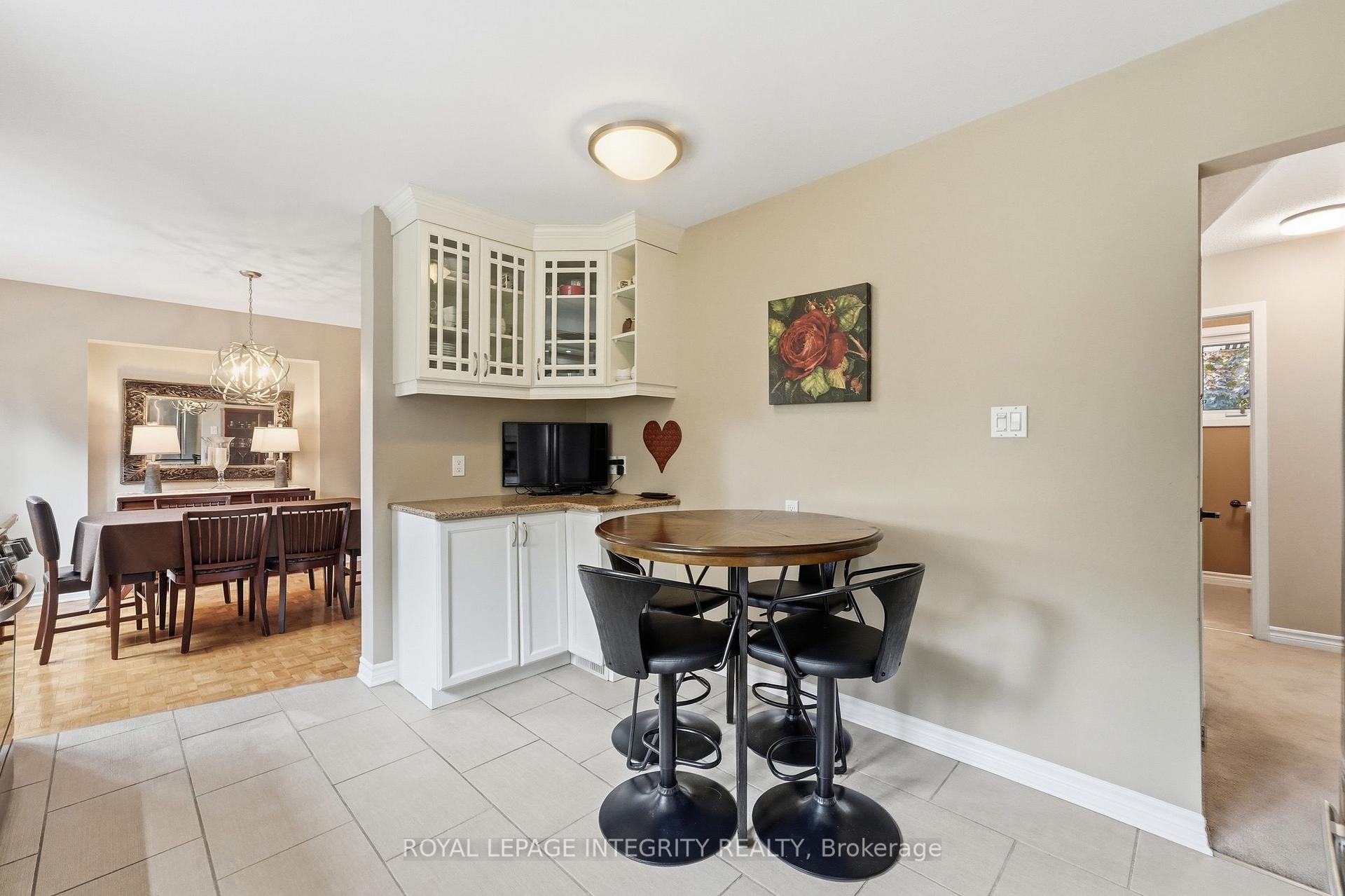 Photo 17 of 6556 Michelangelo Court, Ottawa, North Gower — HOMEH