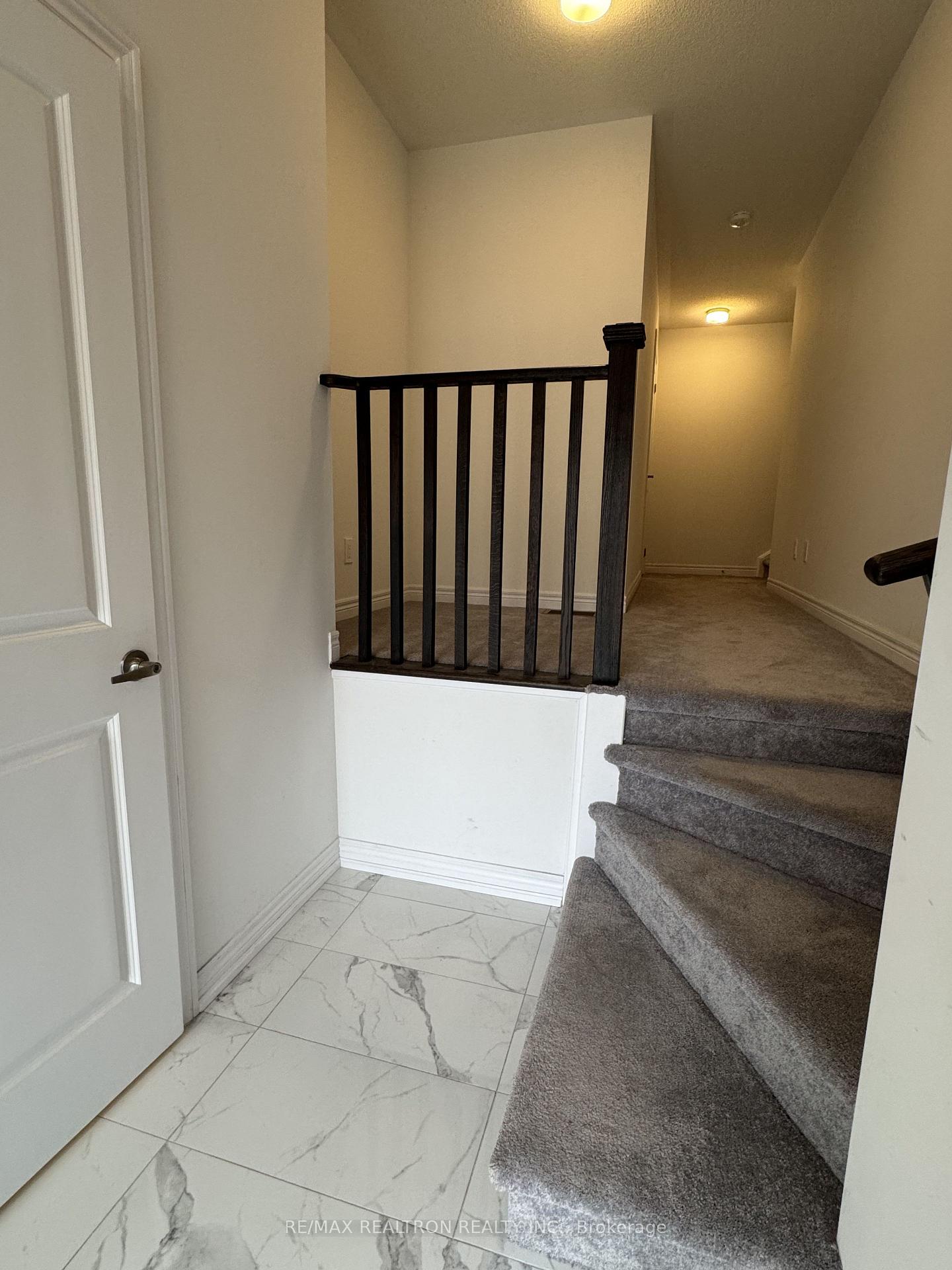 Photo 7 of 2031 Cameron Lott Crescent, Oshawa, Kedron — HOMEH
