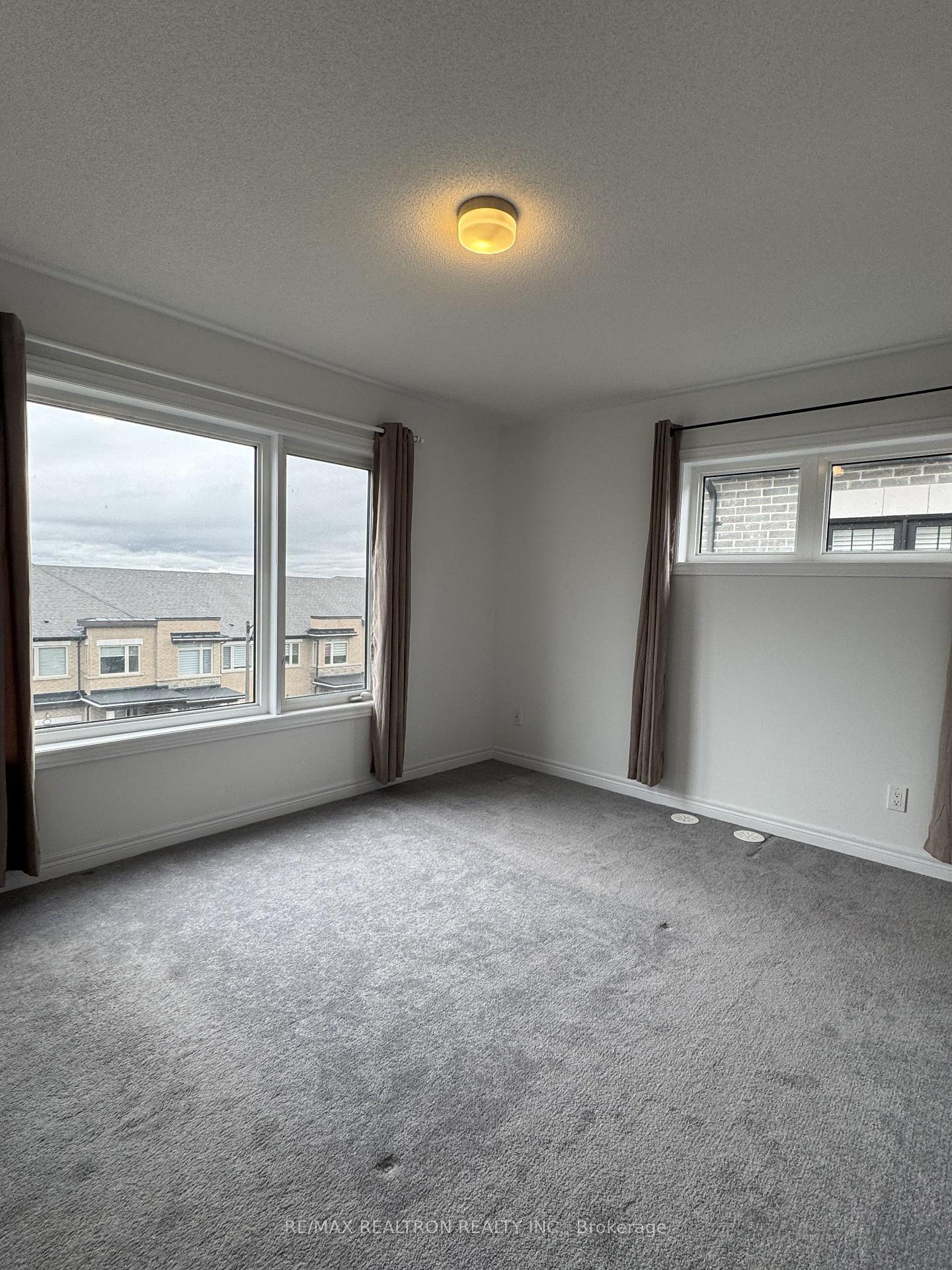 Photo 35 of 2031 Cameron Lott Crescent, Oshawa, Kedron — HOMEH