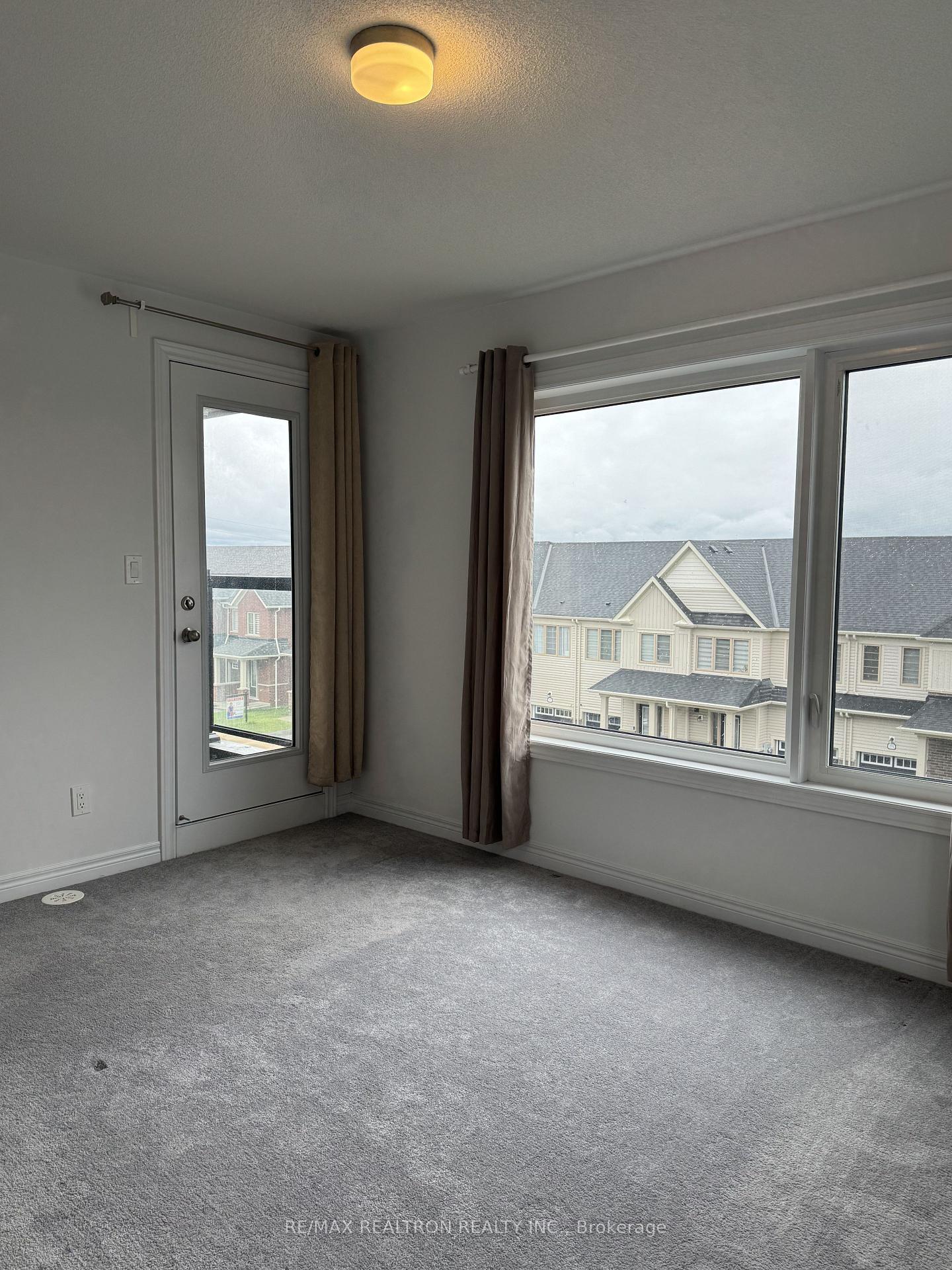 Photo 43 of 2031 Cameron Lott Crescent, Oshawa, Kedron — HOMEH