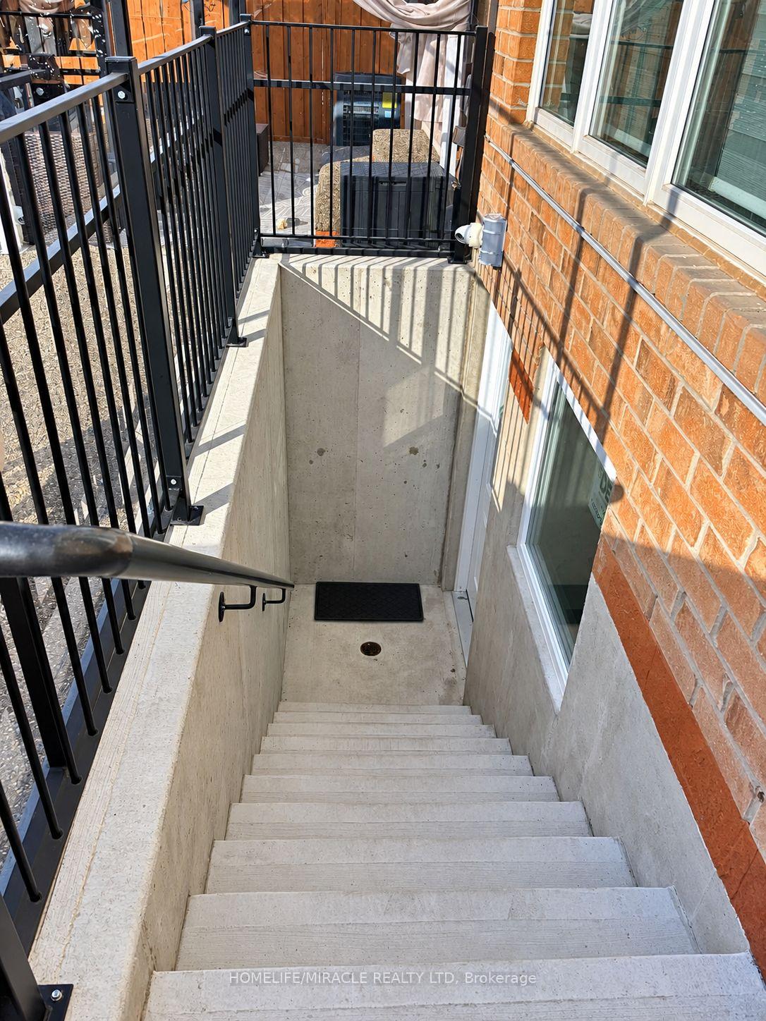 Photo 3 of Unit BSMT, 36 Weathering Heights, Hamilton, Stoney Creek Mountain — HOMEH