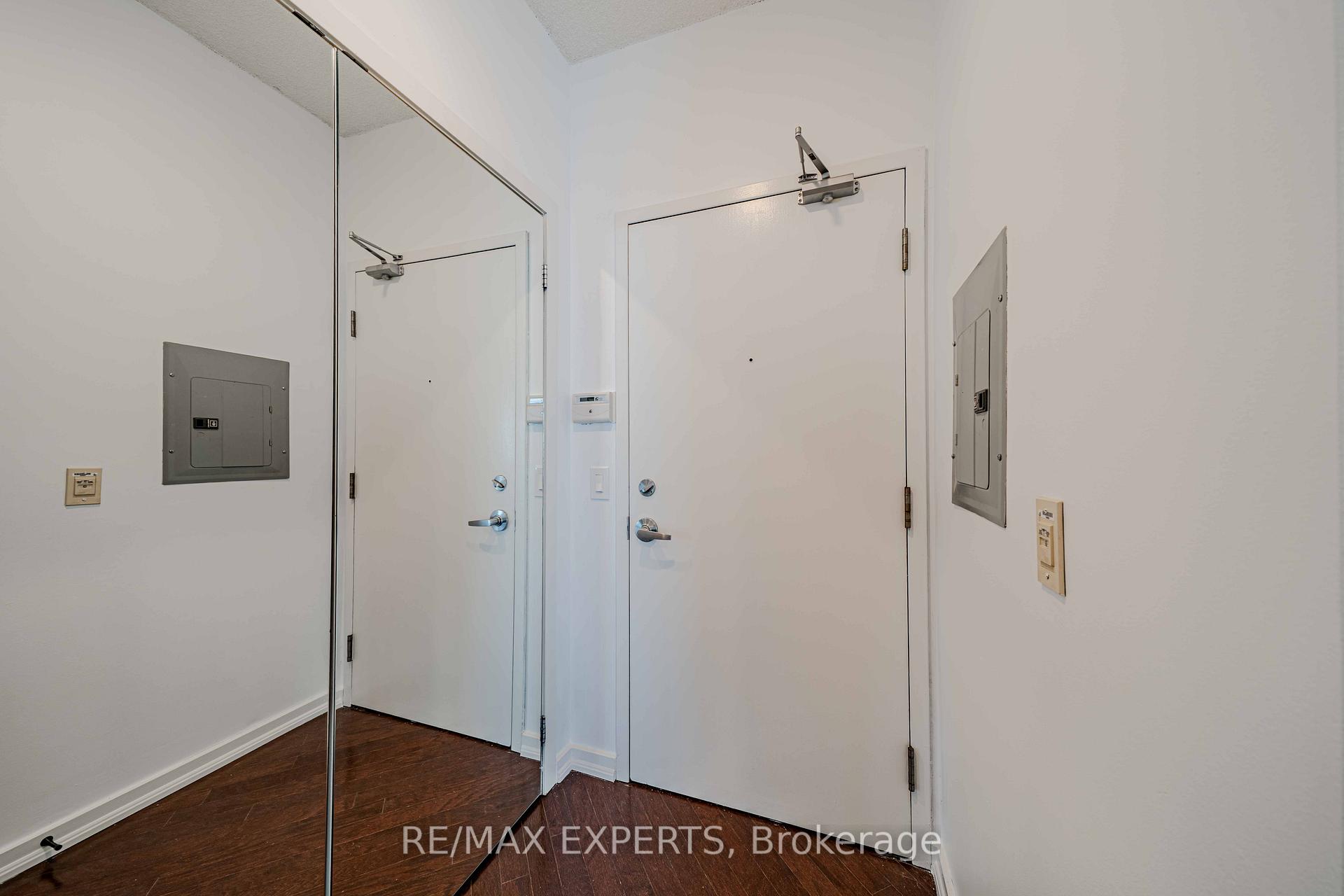 Photo 6 of Unit 2905, 8 York Street, Toronto, Waterfront Communities — HOMEH
