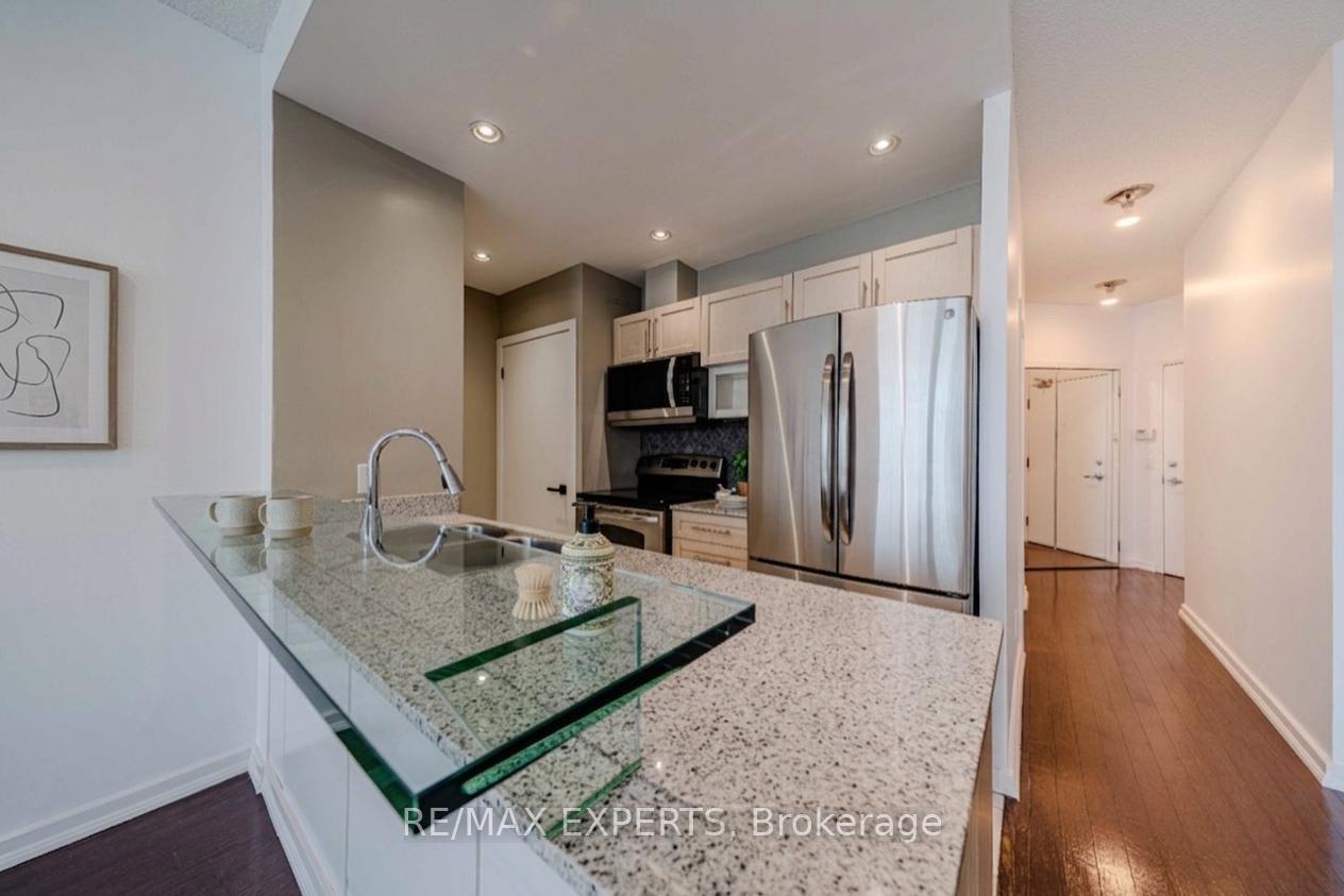 Photo 11 of Unit 2905, 8 York Street, Toronto, Waterfront Communities — HOMEH