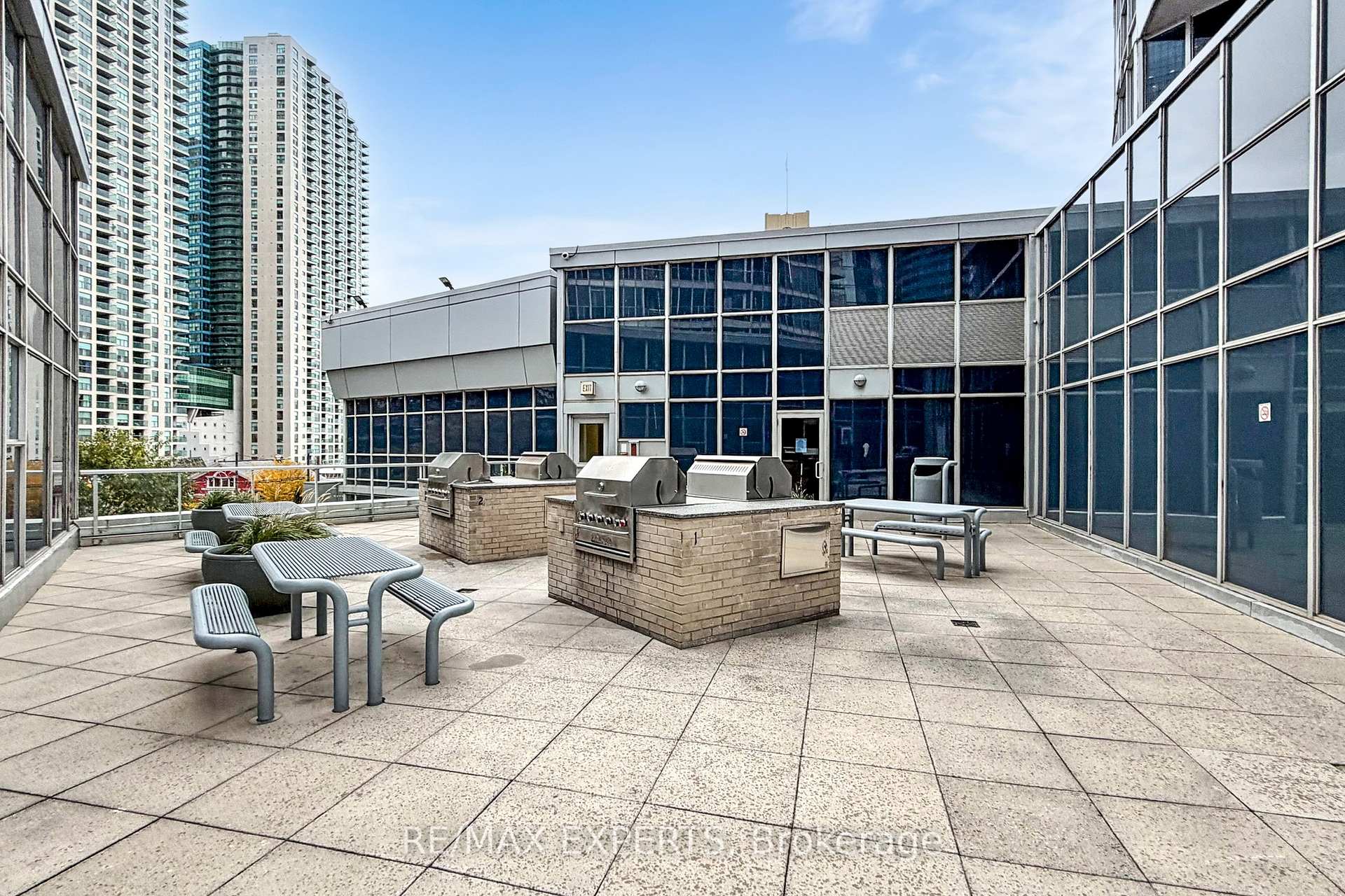 Photo 35 of Unit 2905, 8 York Street, Toronto, Waterfront Communities — HOMEH