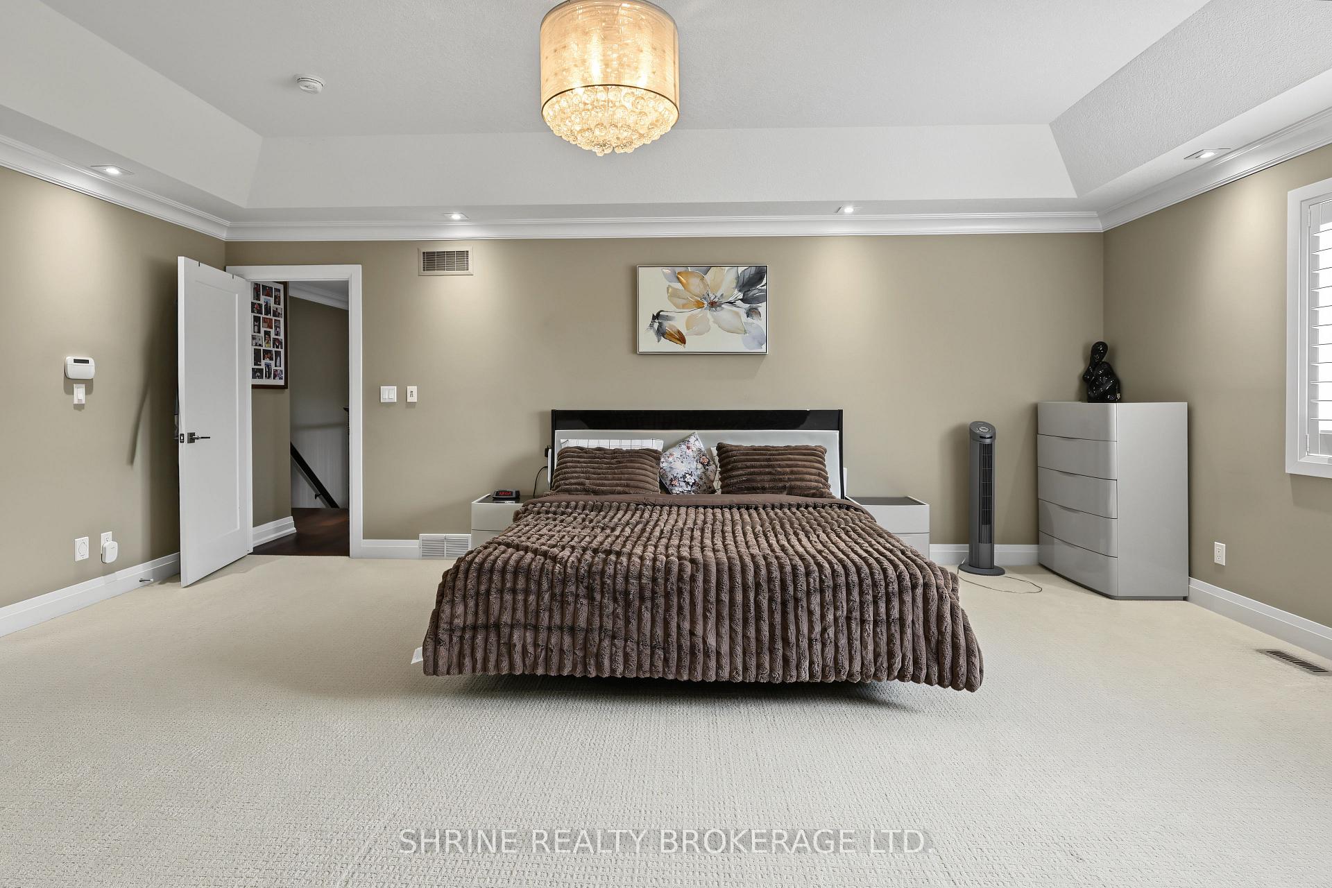 Photo 20 of 977 Longworth Road, London, South L — HOMEH