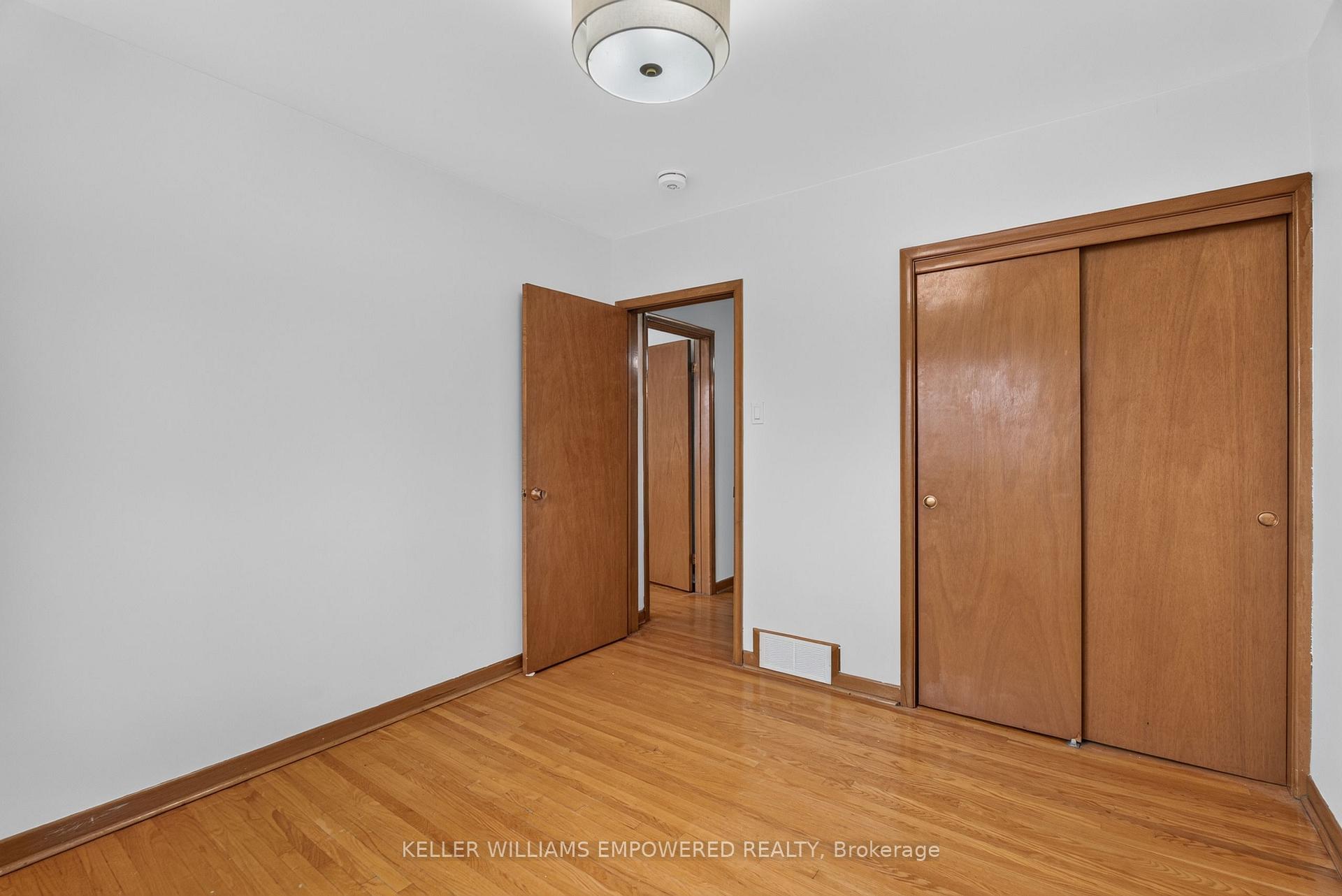 Photo 26 of Unit Main, 6 Archway Crescent, North York, Humbermede — HOMEH