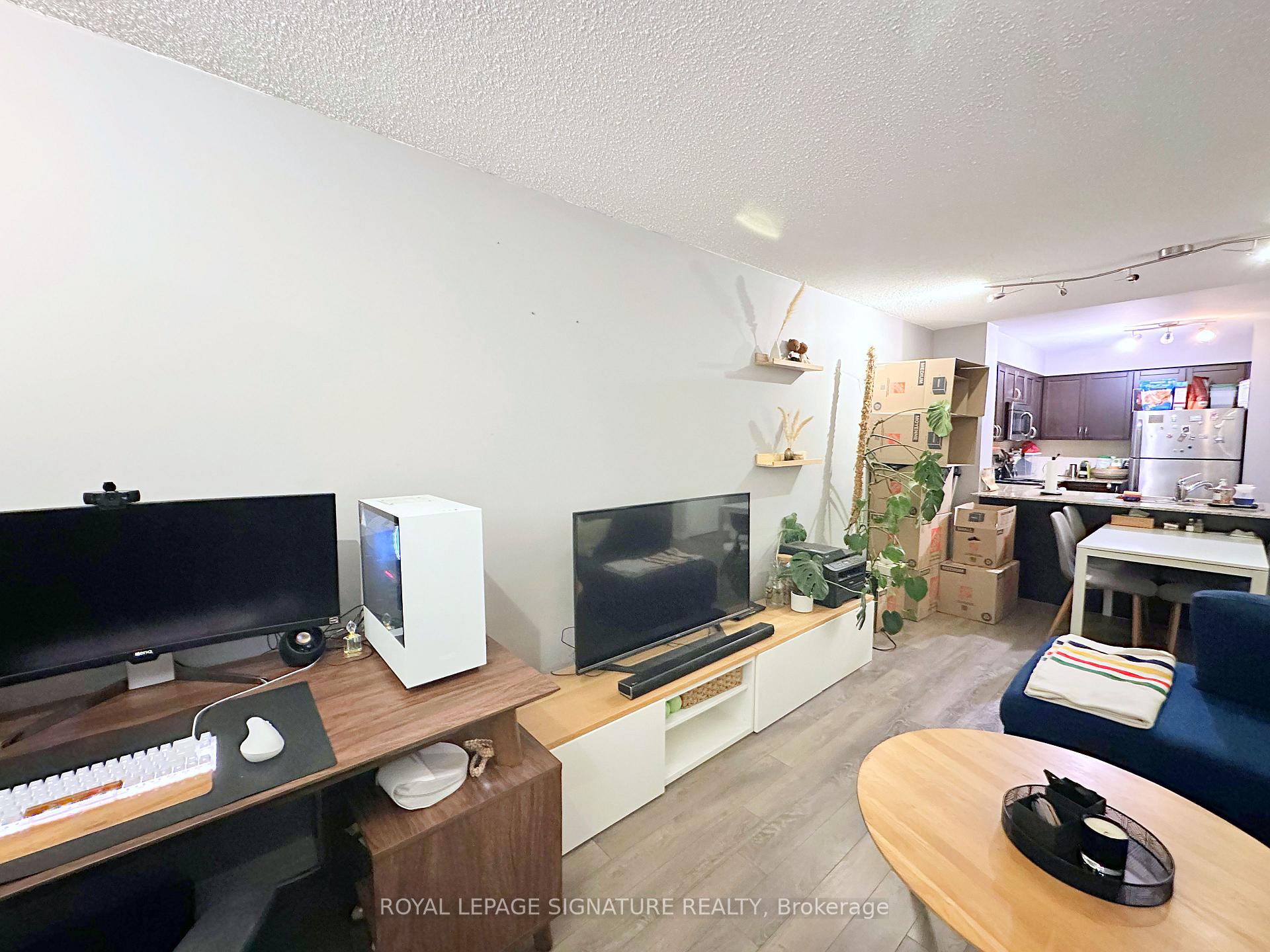Photo 14 of Unit 1201, 816 Lansdowne Avenue, Toronto, Dovercourt-Wallace Emerson-Junction — HOMEH