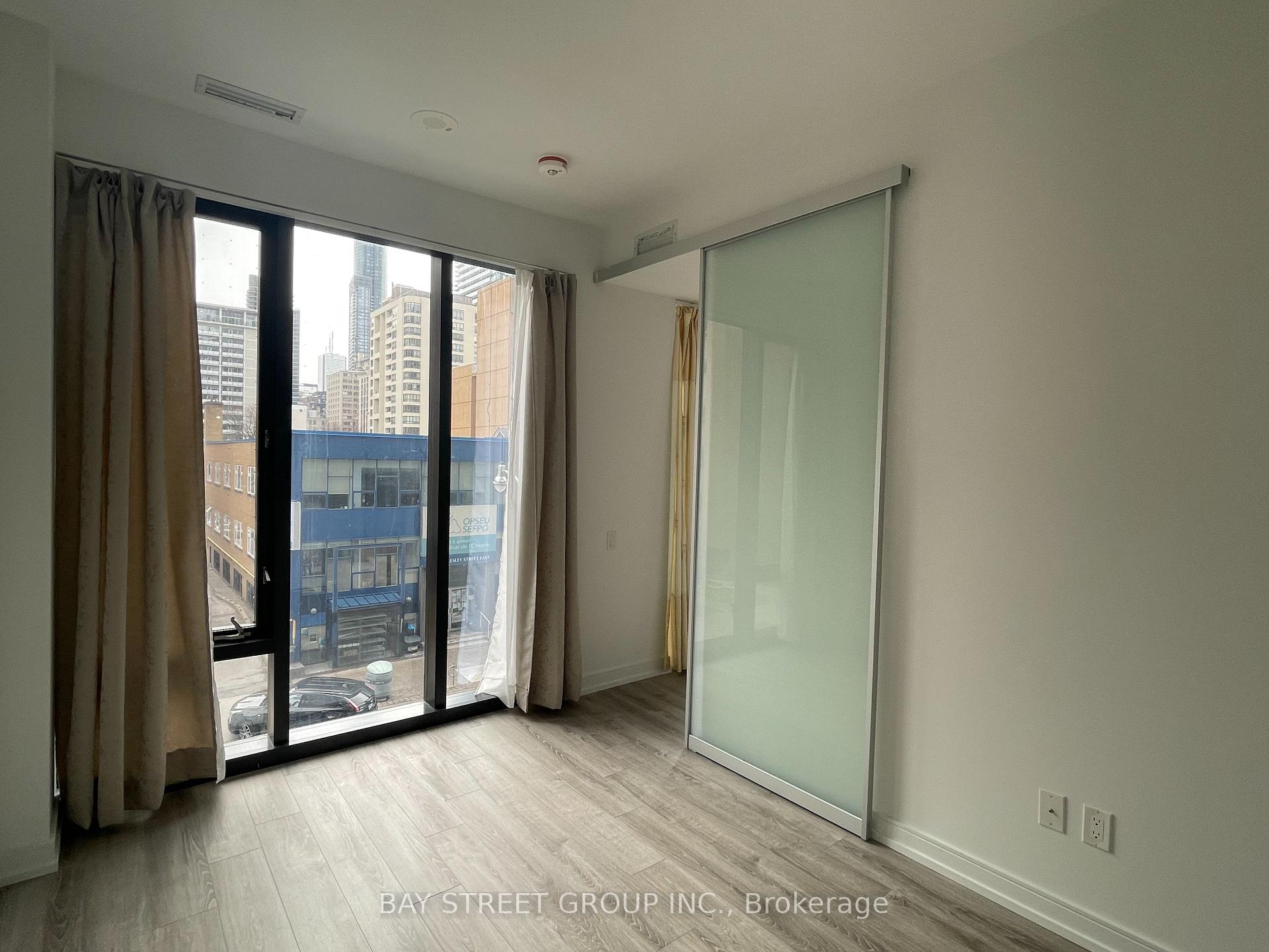 Photo 7 of 28 Wellesley Street E, Toronto, Church-Yonge Corridor — HOMEH