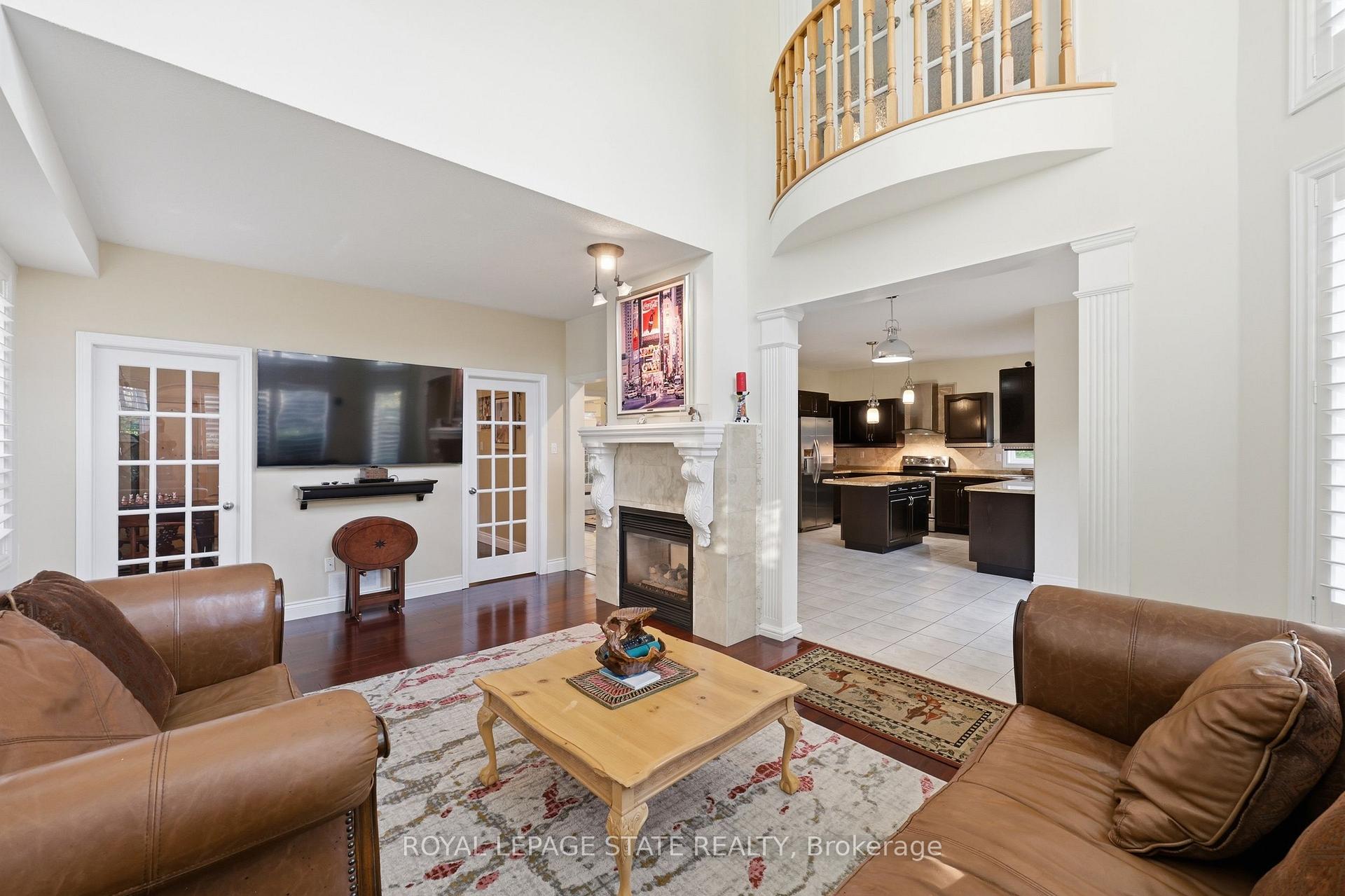 Photo 23 of 62 Anderson Court, Hamilton, Ancaster — HOMEH