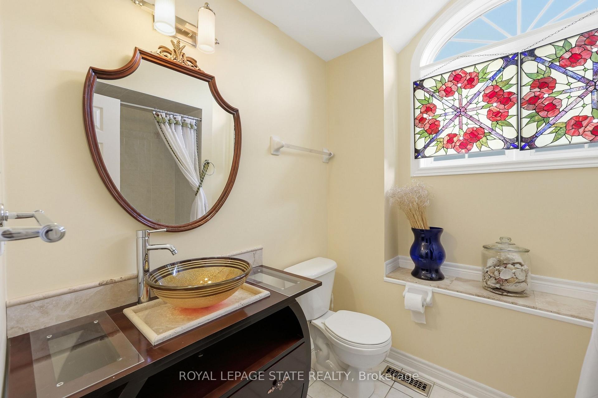 Photo 41 of 62 Anderson Court, Hamilton, Ancaster — HOMEH