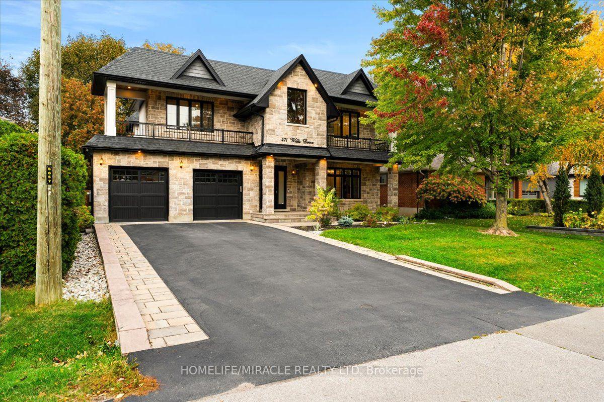Photo 9 of 471 Willis Drive, Oakville, West — HOMEH