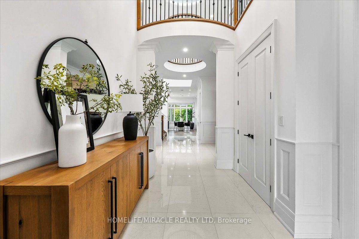 Photo 23 of 471 Willis Drive, Oakville, West — HOMEH