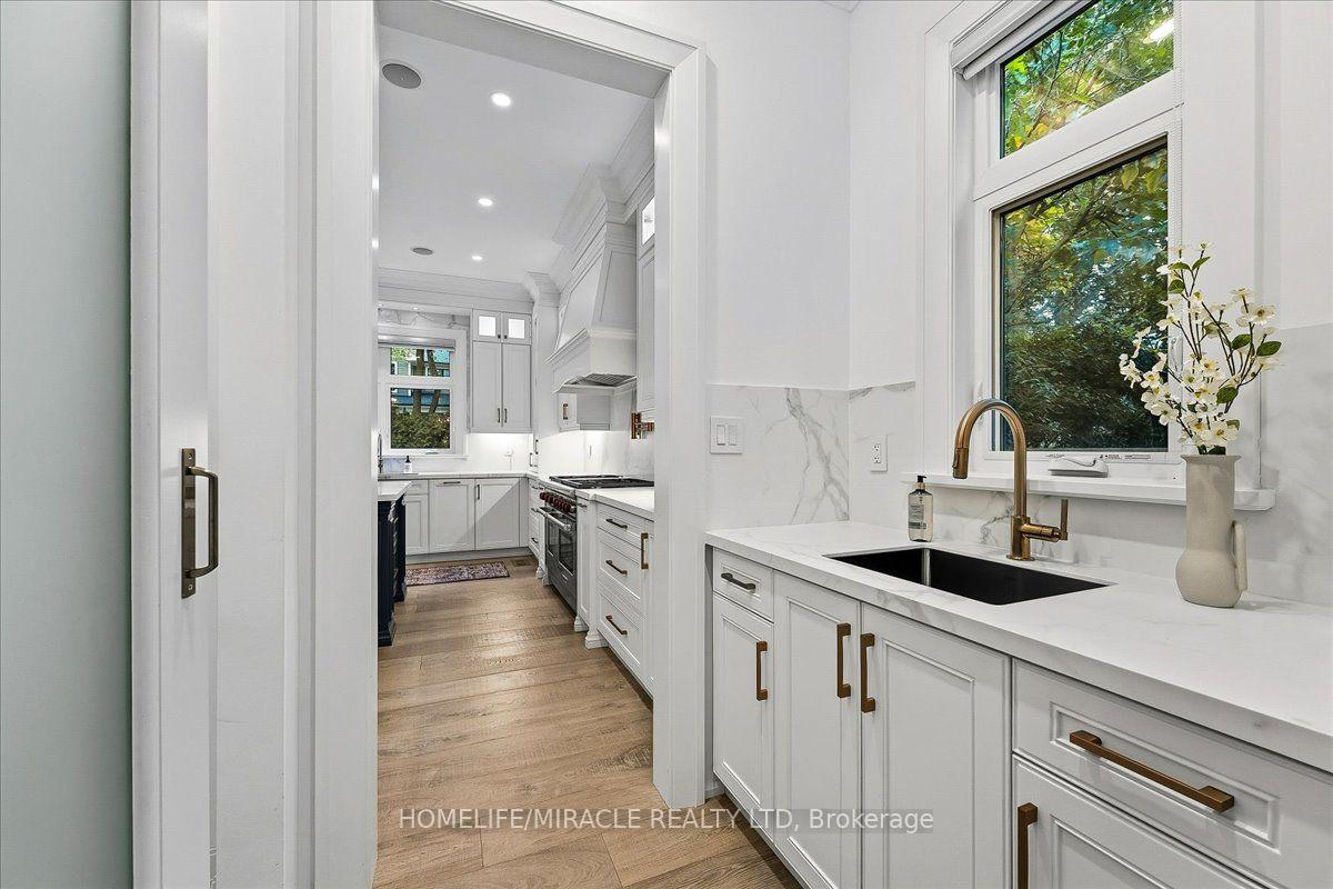 Photo 48 of 471 Willis Drive, Oakville, West — HOMEH