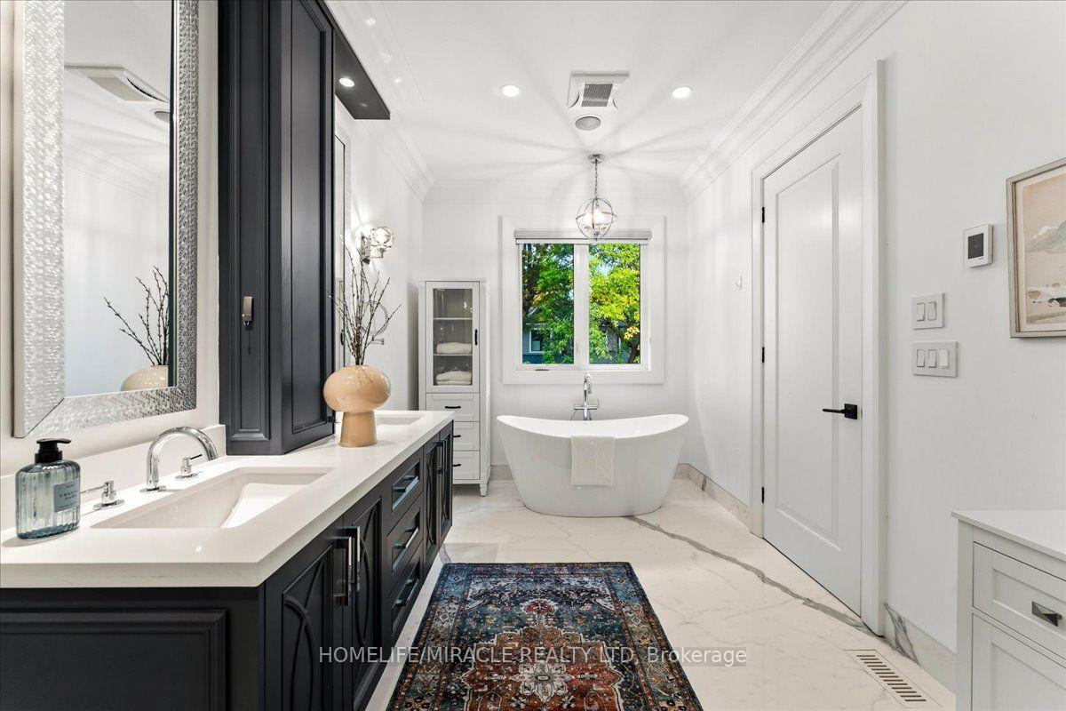 Photo 62 of 471 Willis Drive, Oakville, West — HOMEH