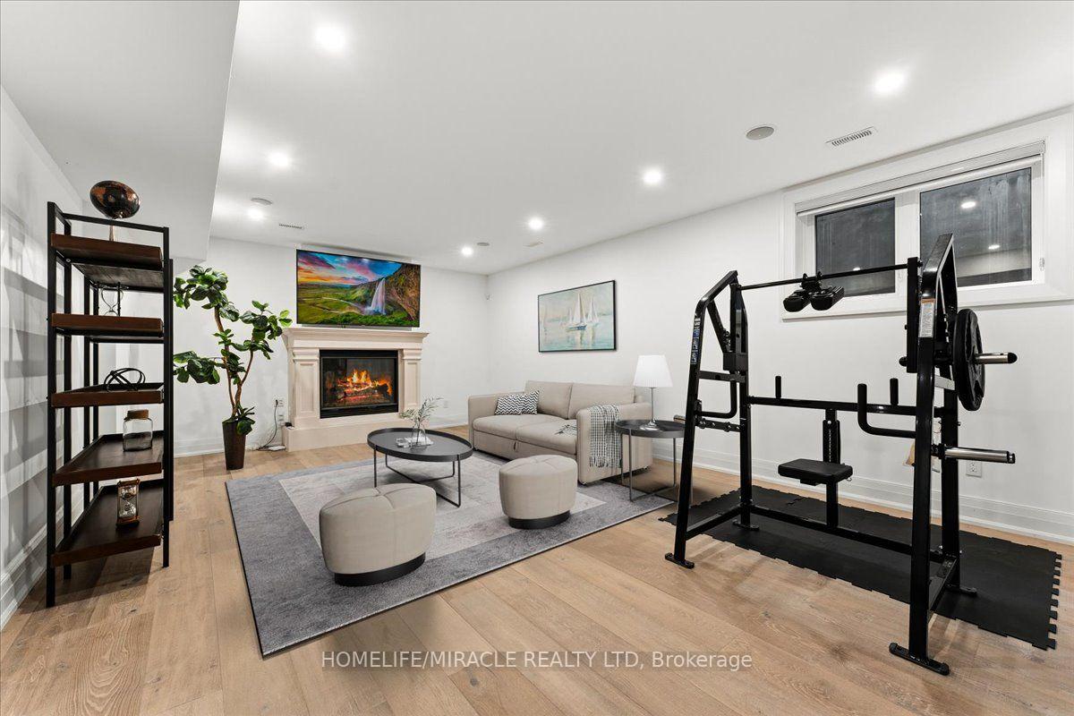 Photo 82 of 471 Willis Drive, Oakville, West — HOMEH