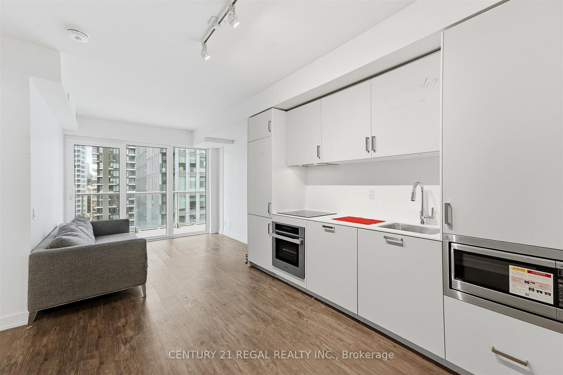 Photo 10 of Unit 1915, 889 Queen Street E, Toronto, Church-Yonge Corridor — HOMEH