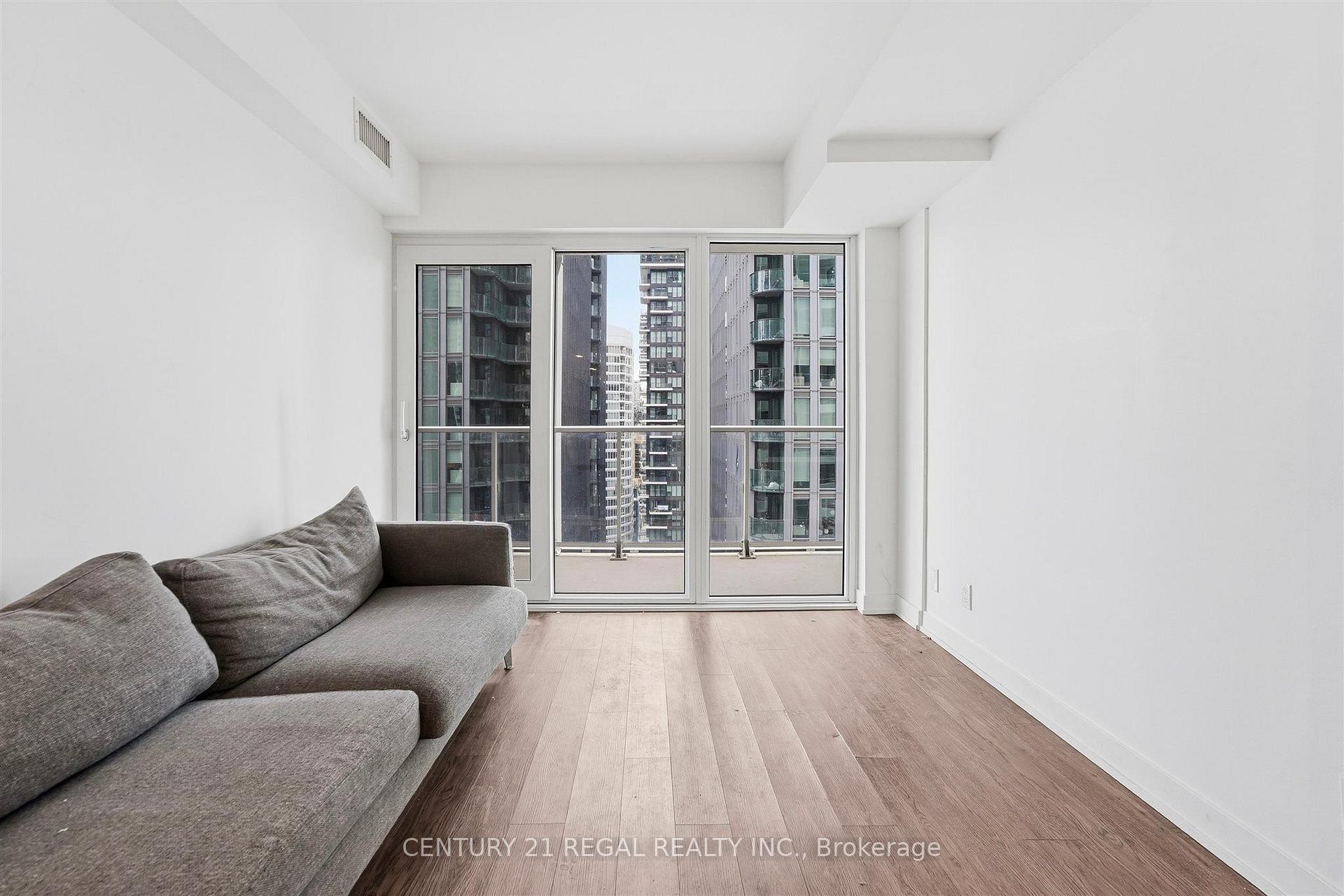 Photo 13 of Unit 1915, 889 Queen Street E, Toronto, Church-Yonge Corridor — HOMEH
