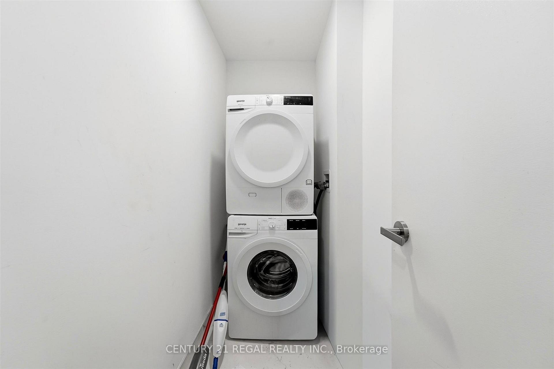 Photo 17 of Unit 1915, 889 Queen Street E, Toronto, Church-Yonge Corridor — HOMEH