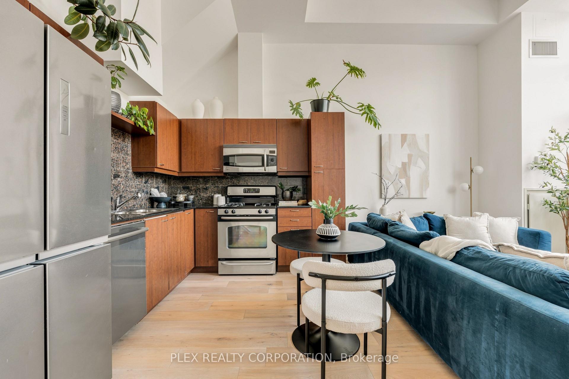 Photo 6 of Unit 410, 437 Roncesvalles Avenue, Toronto, Roncesvalles — HOMEH