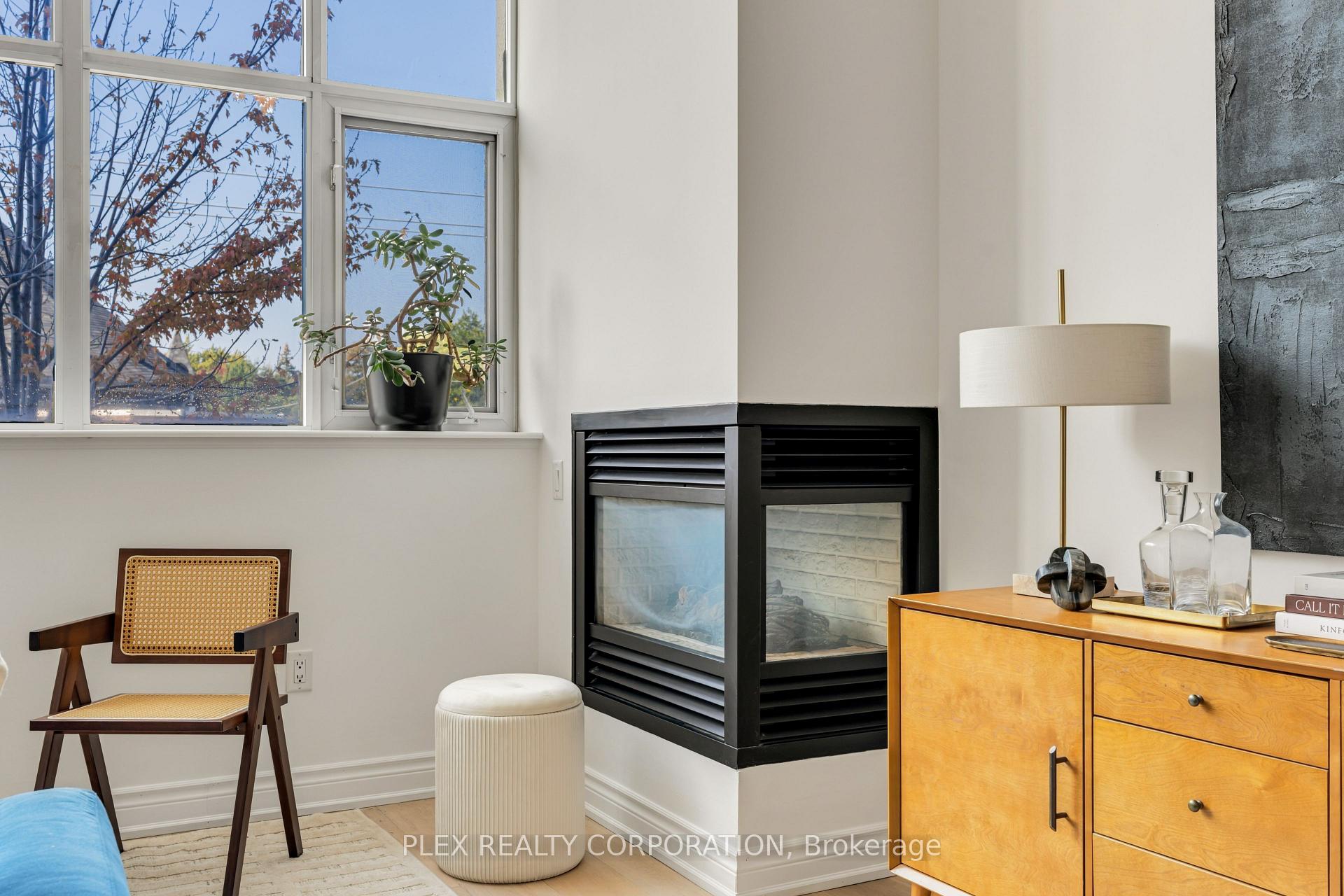 Photo 10 of Unit 410, 437 Roncesvalles Avenue, Toronto, Roncesvalles — HOMEH